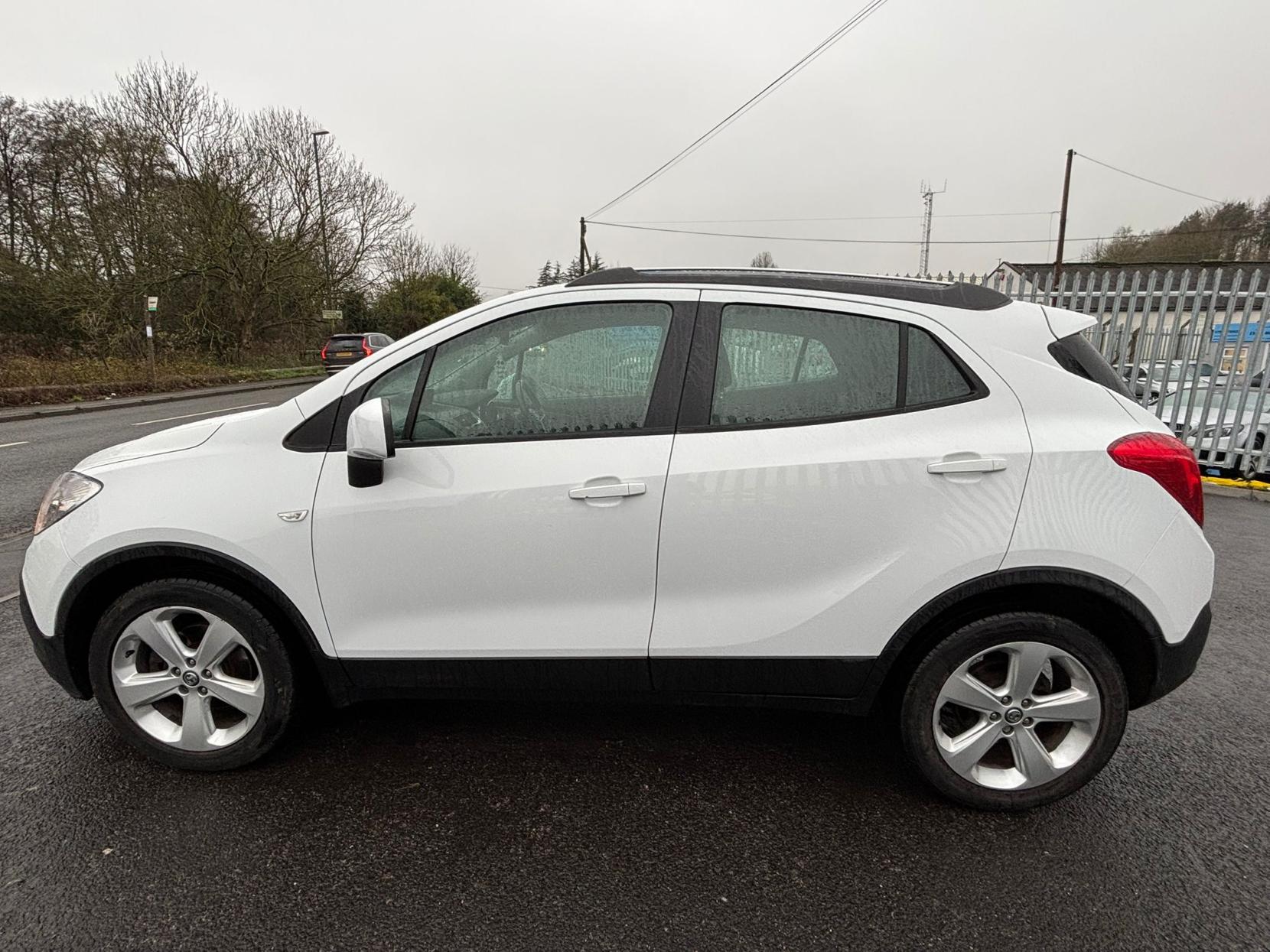 Vauxhall Mokka 1.7 CDTi Tech Line SUV 5dr Diesel Manual 2WD Euro 5 (s/s) (130 ps)