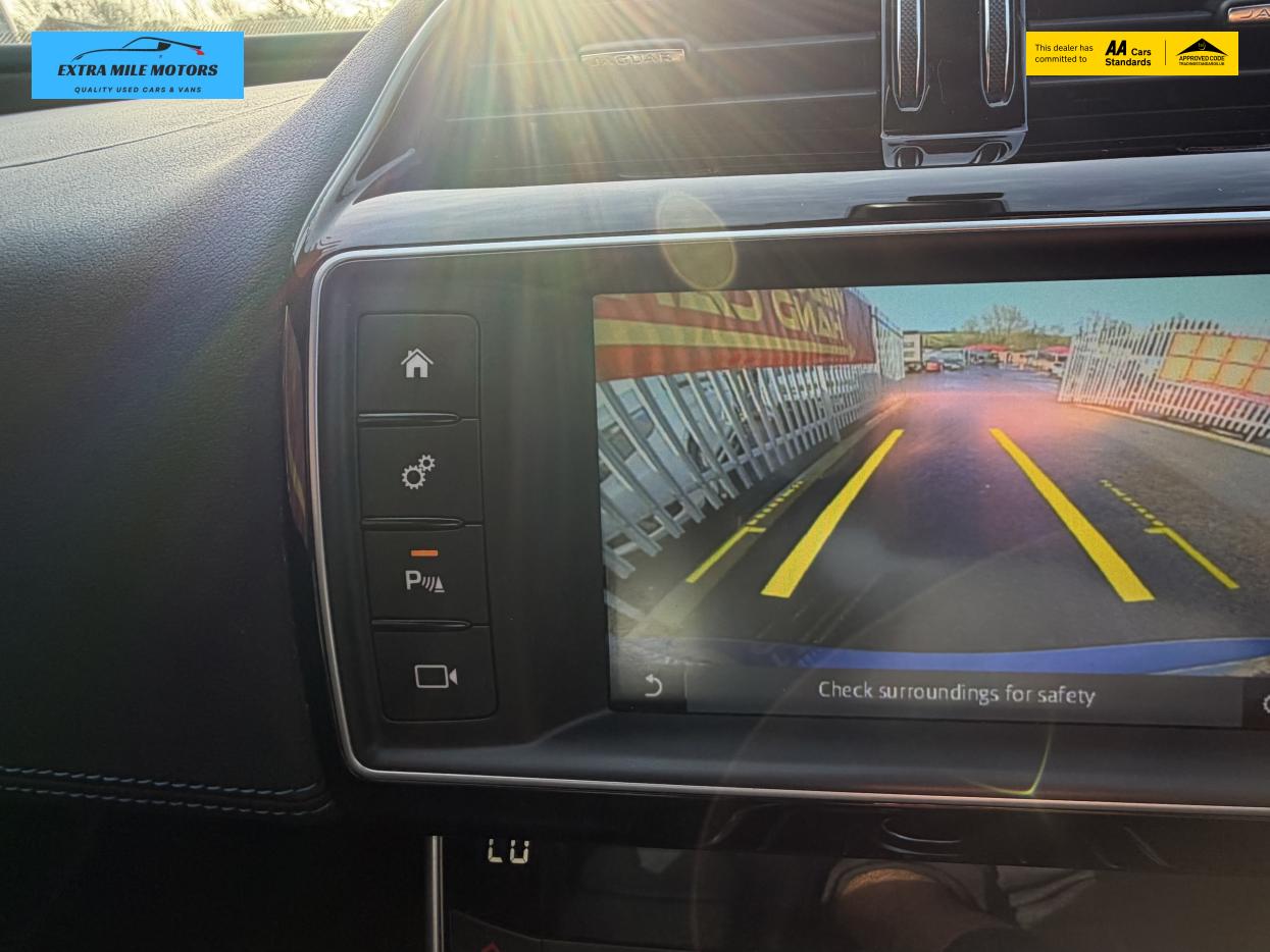 Jaguar XE 2.0d R-Sport Saloon 4dr Diesel Auto Euro 6 (s/s) (180 ps)