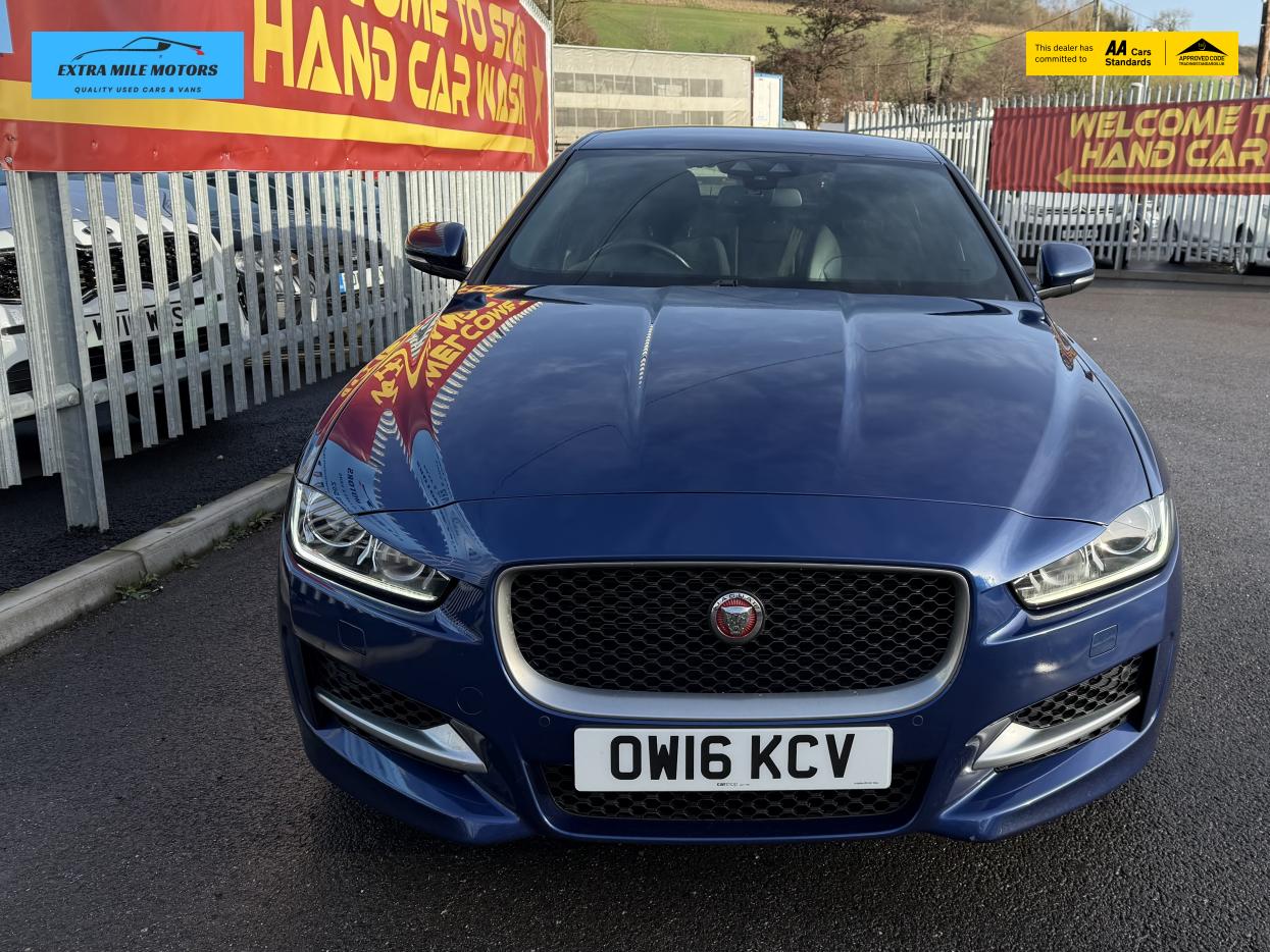 Jaguar XE 2.0d R-Sport Saloon 4dr Diesel Auto Euro 6 (s/s) (180 ps)
