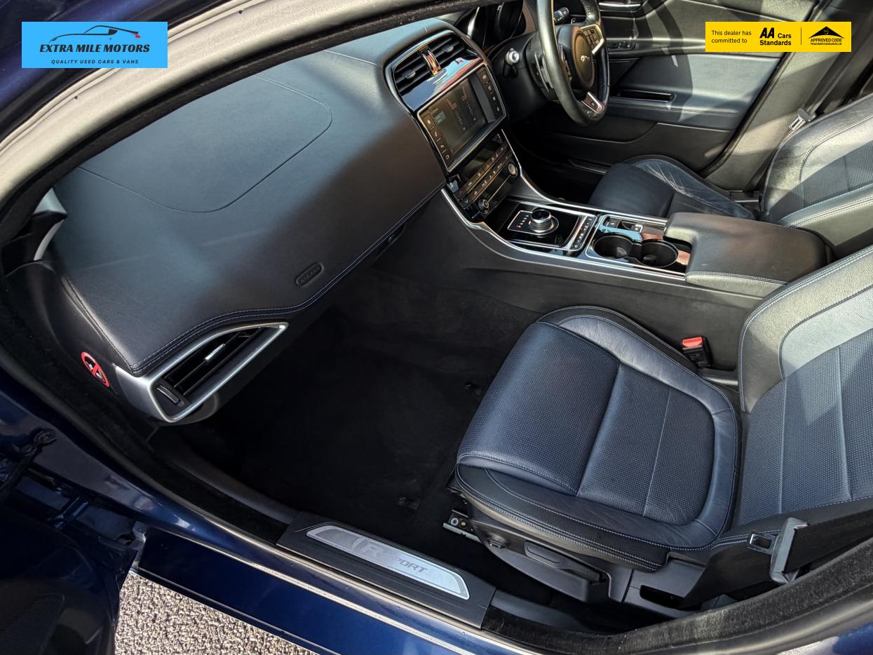 Jaguar XE 2.0d R-Sport Saloon 4dr Diesel Auto Euro 6 (s/s) (180 ps)