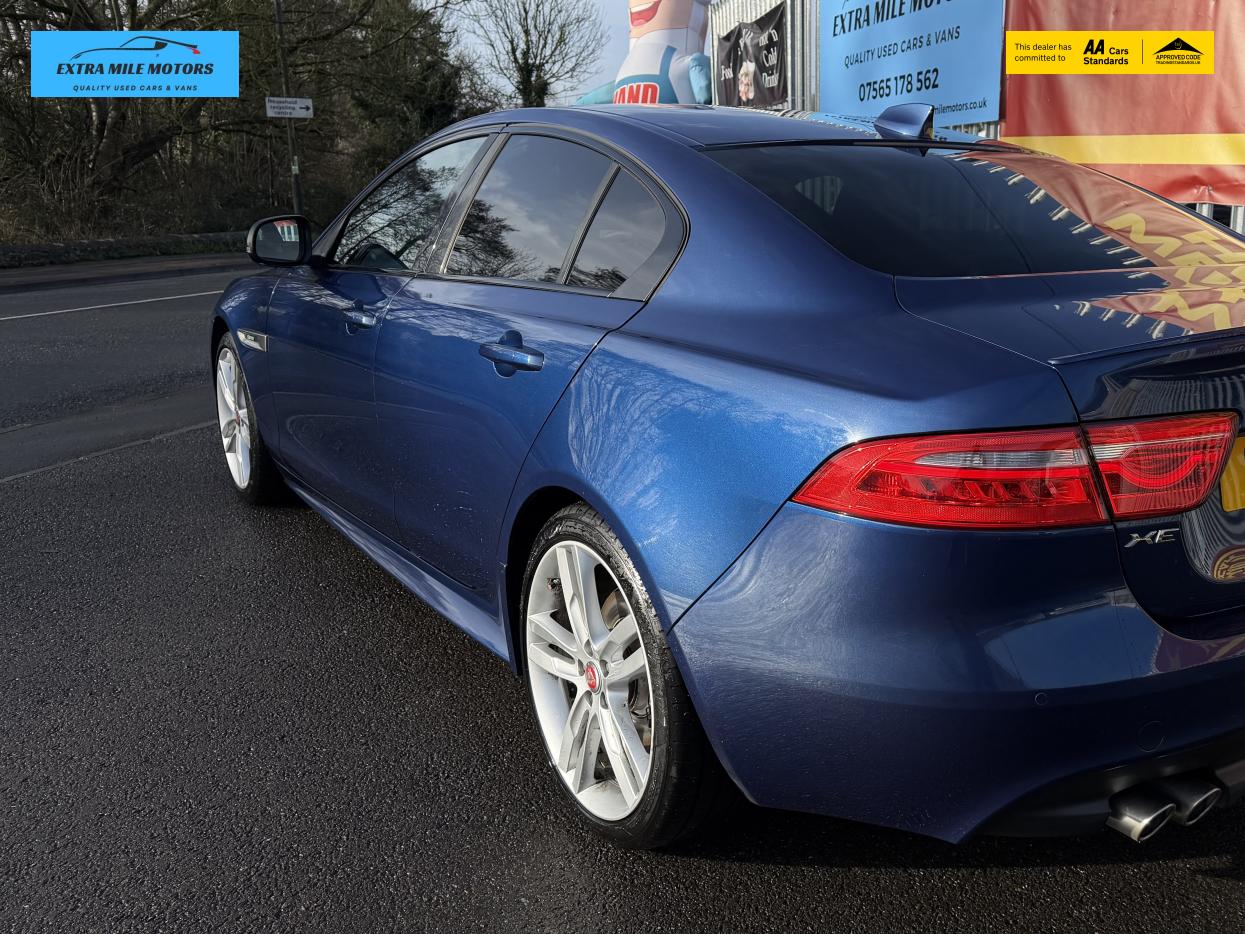 Jaguar XE 2.0d R-Sport Saloon 4dr Diesel Auto Euro 6 (s/s) (180 ps)