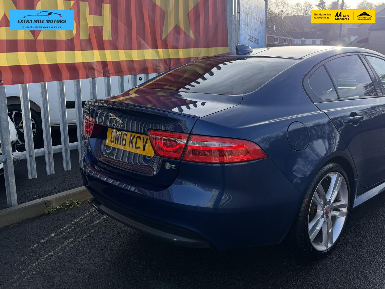 Jaguar XE 2.0d R-Sport Saloon 4dr Diesel Auto Euro 6 (s/s) (180 ps)