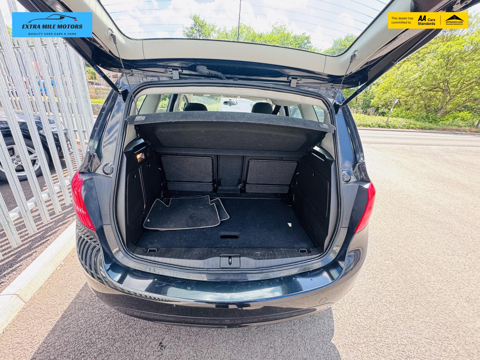 Vauxhall Meriva 1.4i Life MPV 5dr Petrol Manual Euro 6 (100 ps)