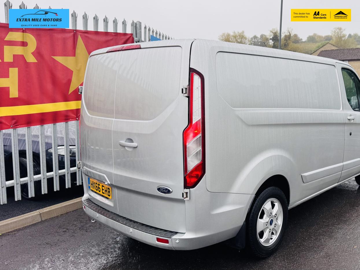 Ford Transit Custom 2.0 TDCi 290 Limited Panel Van 5dr Diesel Manual L1 H1 (163 g/km, 128 bhp)