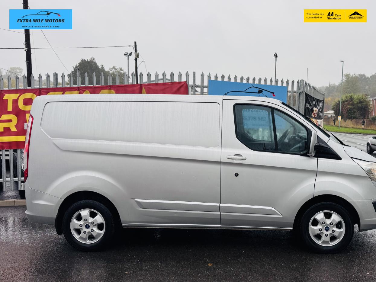 Ford Transit Custom 2.0 TDCi 290 Limited Panel Van 5dr Diesel Manual L1 H1 (163 g/km, 128 bhp)