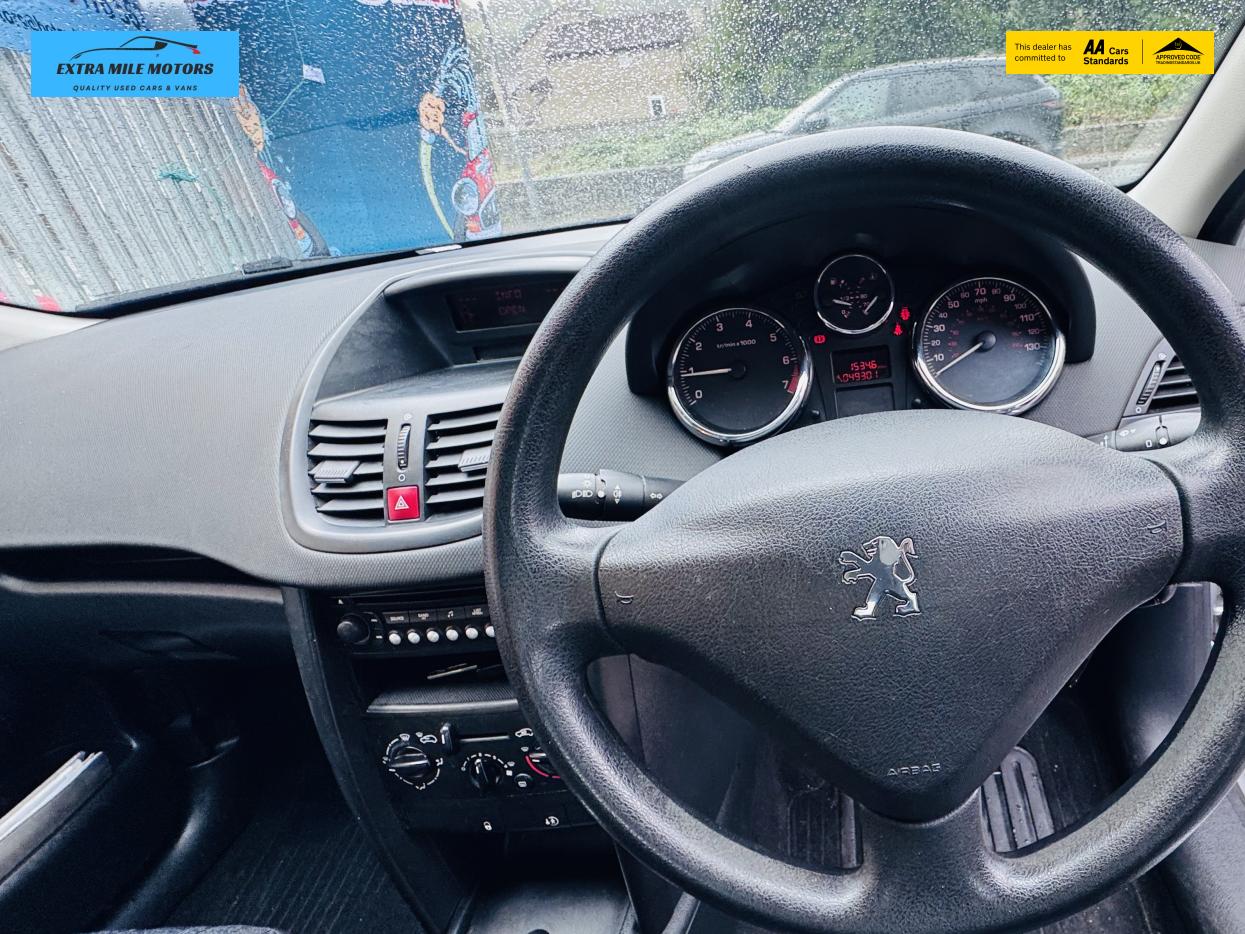Peugeot 207 1.4 Urban Hatchback 5dr Petrol Manual (150 g/km, 75 bhp)