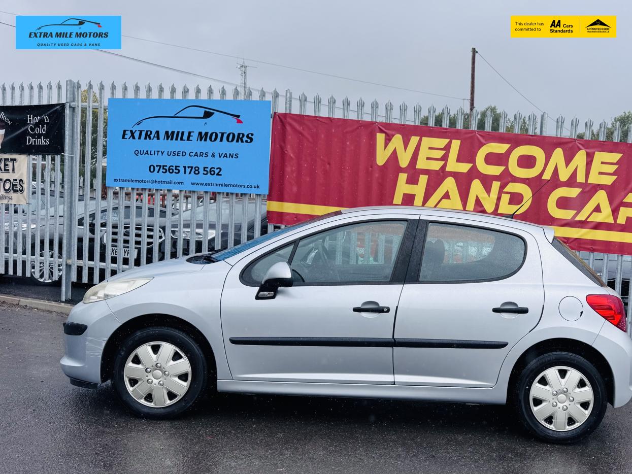 Peugeot 207 1.4 Urban Hatchback 5dr Petrol Manual (150 g/km, 75 bhp)