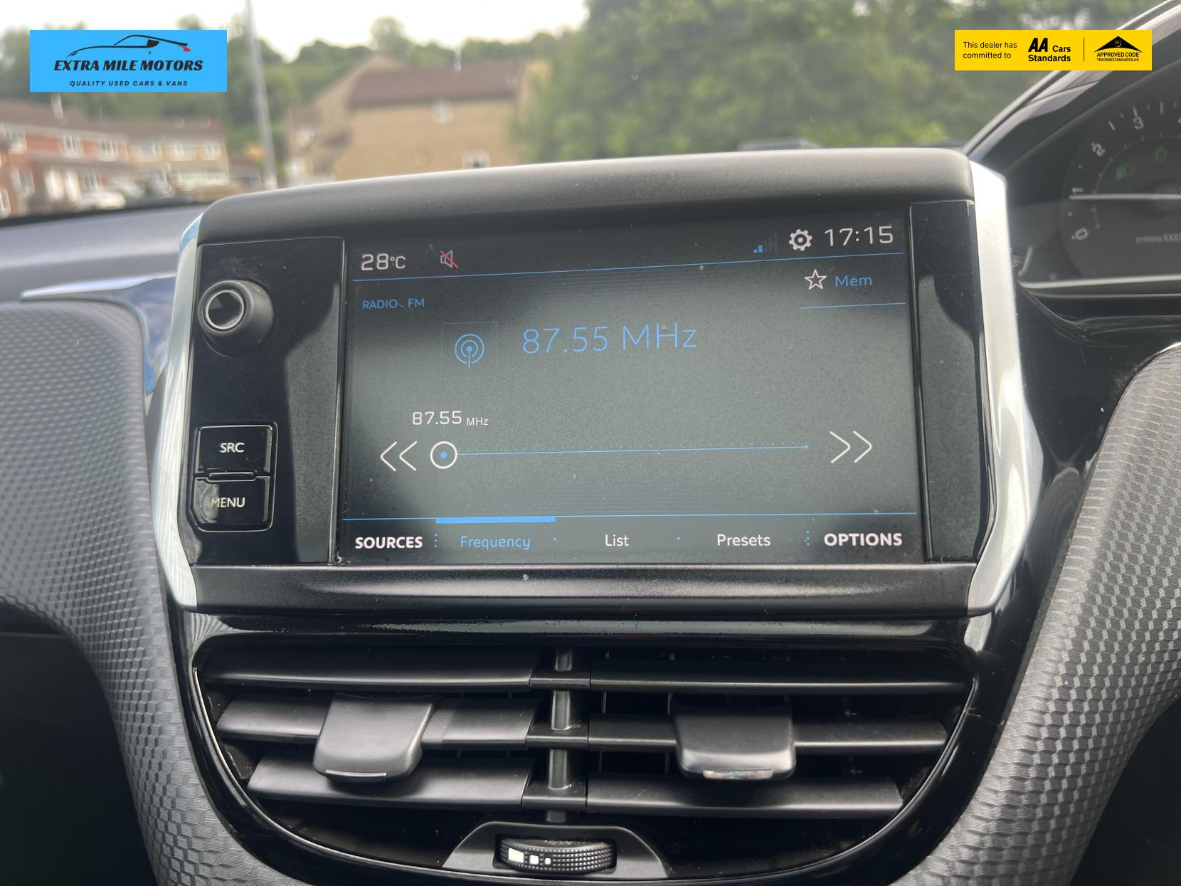 Peugeot 208 1.2 PureTech Allure Premium Hatchback 5dr Petrol Manual Euro 6 (s/s) (82 ps)