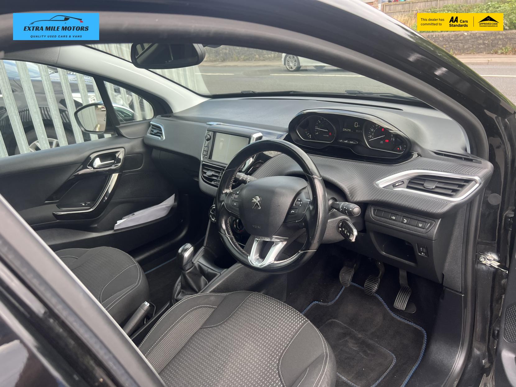 Peugeot 208 1.2 PureTech Allure Premium Hatchback 5dr Petrol Manual Euro 6 (s/s) (82 ps)