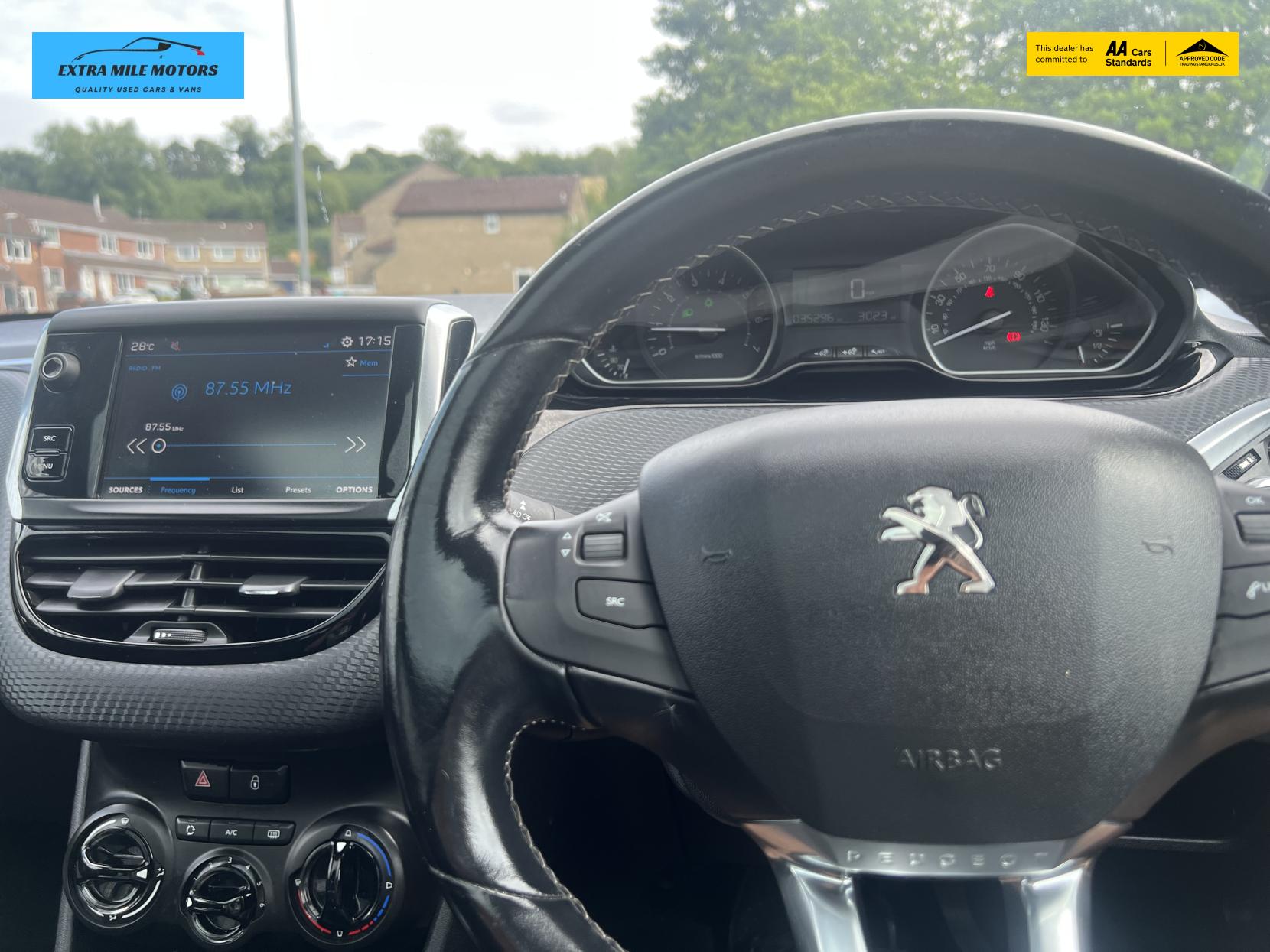 Peugeot 208 1.2 PureTech Allure Premium Hatchback 5dr Petrol Manual Euro 6 (s/s) (82 ps)