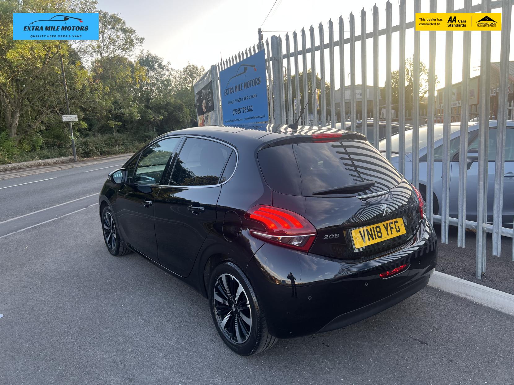 Peugeot 208 1.2 PureTech Allure Premium Hatchback 5dr Petrol Manual Euro 6 (s/s) (82 ps)