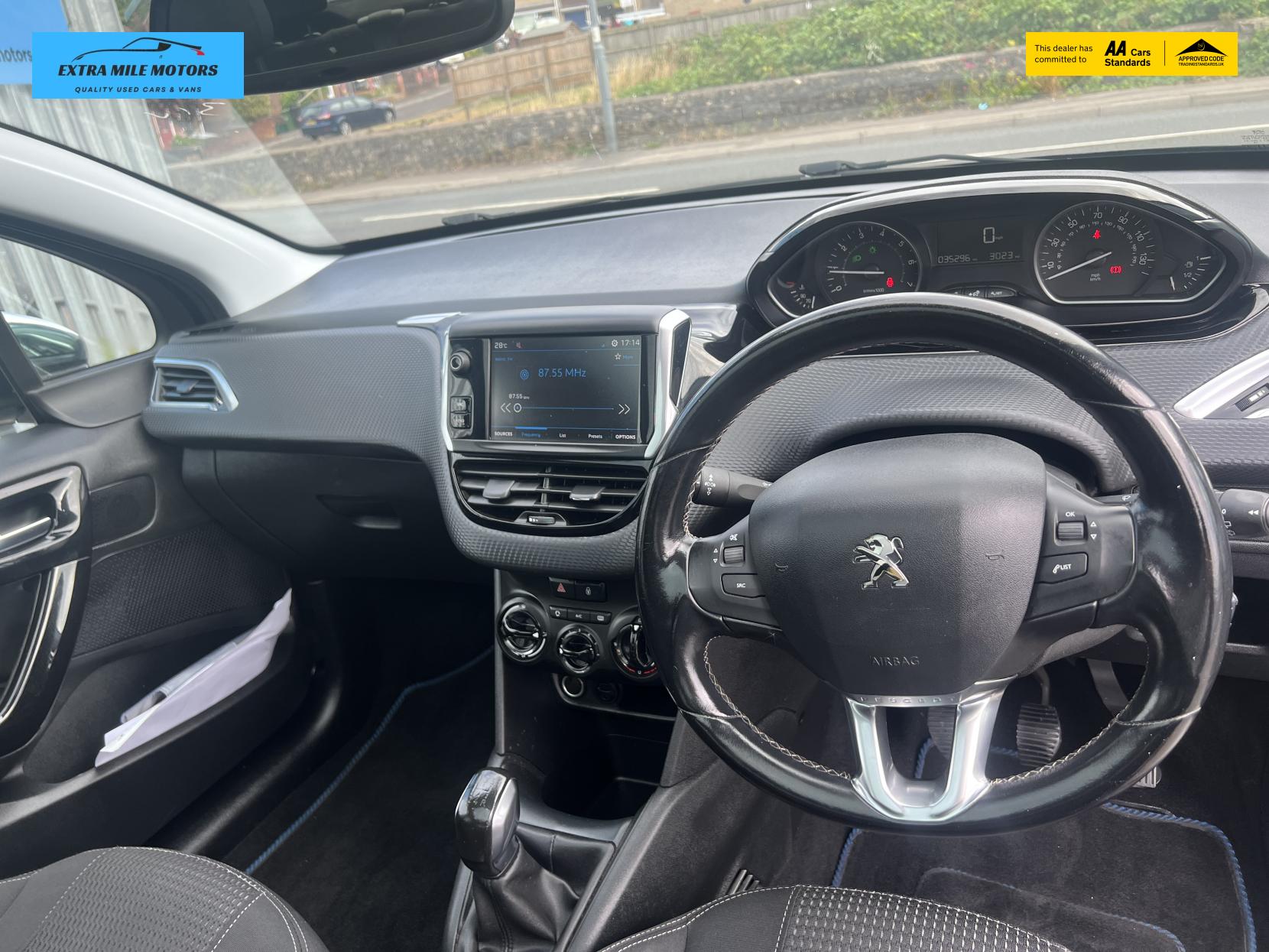 Peugeot 208 1.2 PureTech Allure Premium Hatchback 5dr Petrol Manual Euro 6 (s/s) (82 ps)