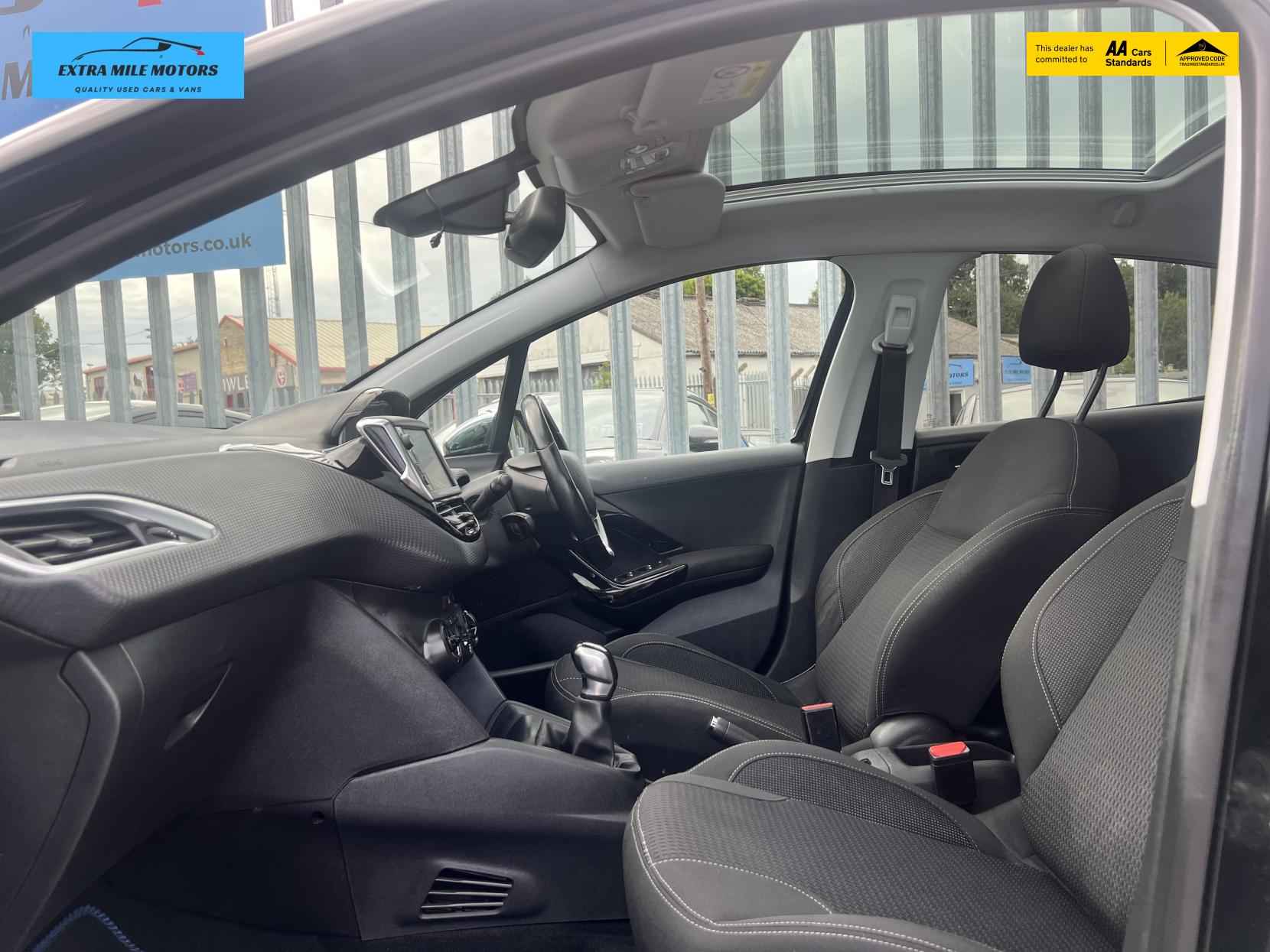 Peugeot 208 1.2 PureTech Allure Premium Hatchback 5dr Petrol Manual Euro 6 (s/s) (82 ps)
