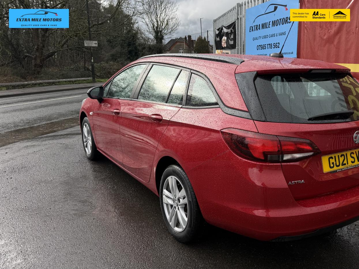Vauxhall Astra 1.2 Turbo Business Edition Nav Sports Tourer 5dr Petrol Manual Euro 6 (s/s) (130 ps)