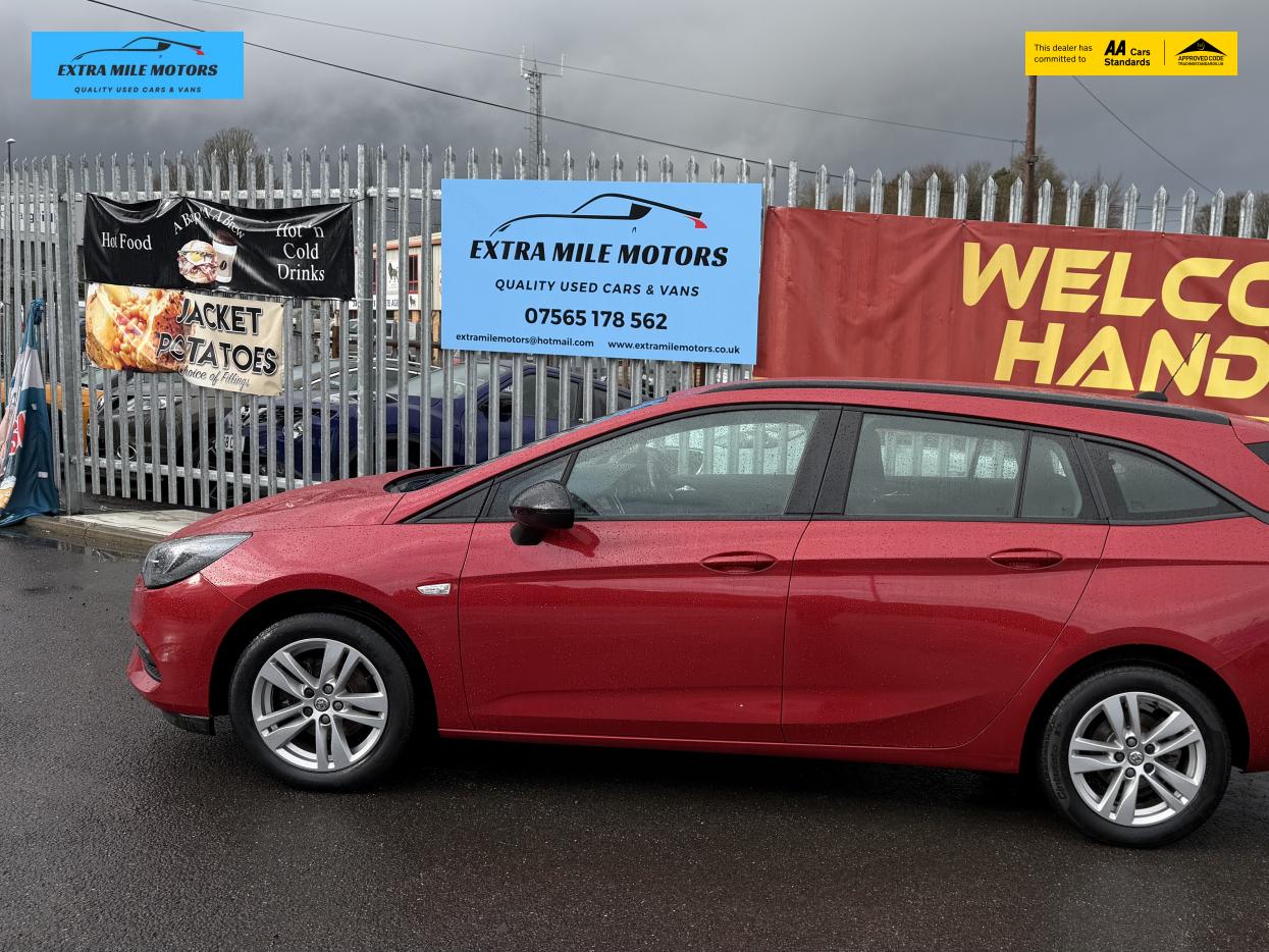 Vauxhall Astra 1.2 Turbo Business Edition Nav Sports Tourer 5dr Petrol Manual Euro 6 (s/s) (130 ps)