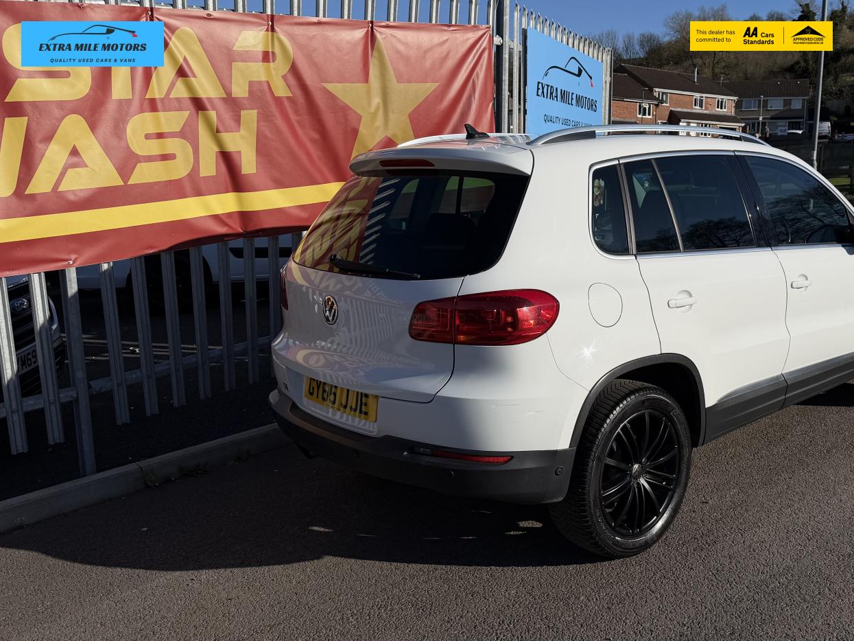 Volkswagen Tiguan 2.0 TDI BlueMotion Tech Match Edition SUV 5dr Diesel Manual 4WD Euro 6 (s/s) (150 ps)