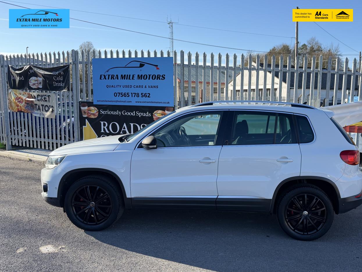 Volkswagen Tiguan 2.0 TDI BlueMotion Tech Match Edition SUV 5dr Diesel Manual 4WD Euro 6 (s/s) (150 ps)