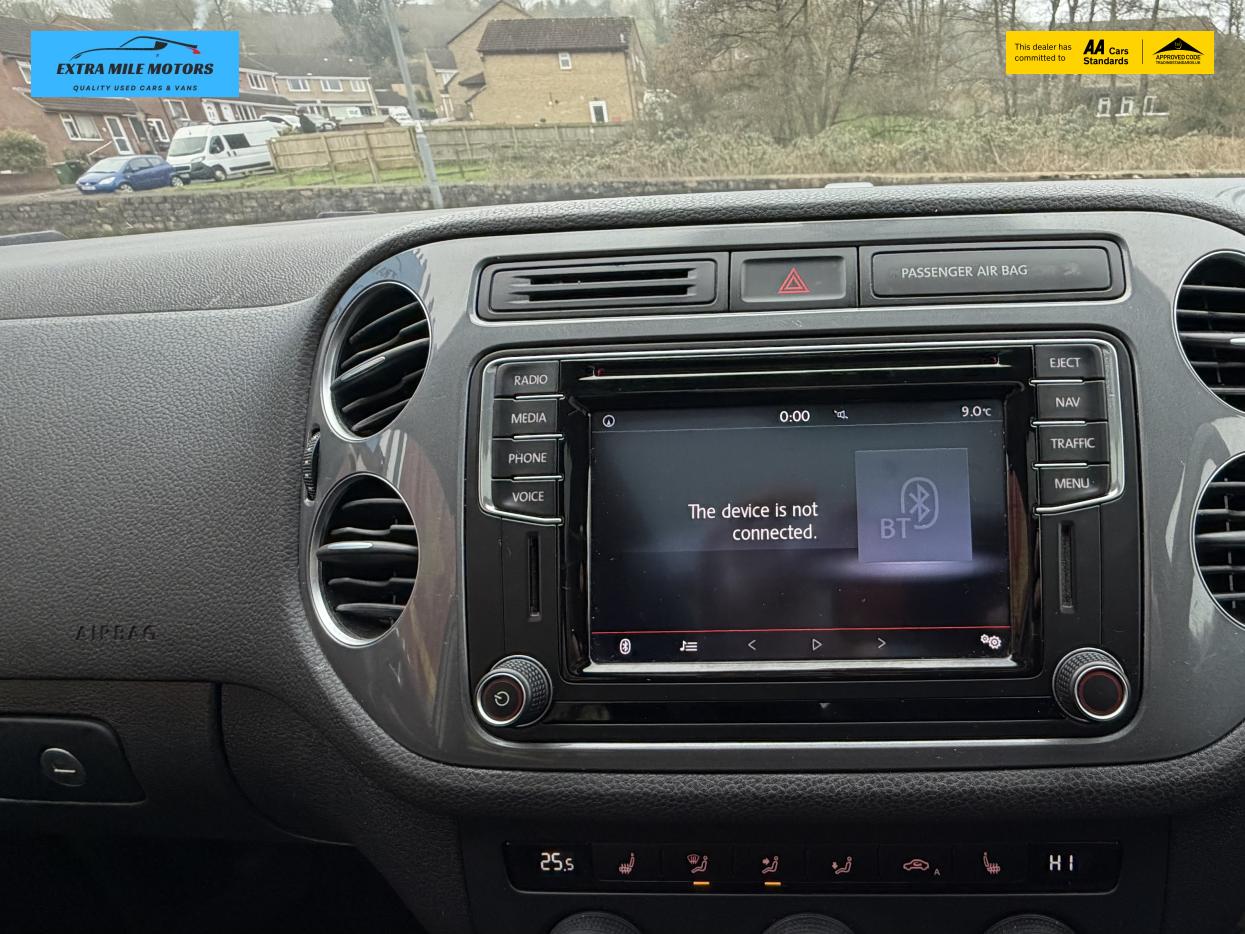 Volkswagen Tiguan 2.0 TDI BlueMotion Tech Match Edition SUV 5dr Diesel Manual 4WD Euro 6 (s/s) (150 ps)