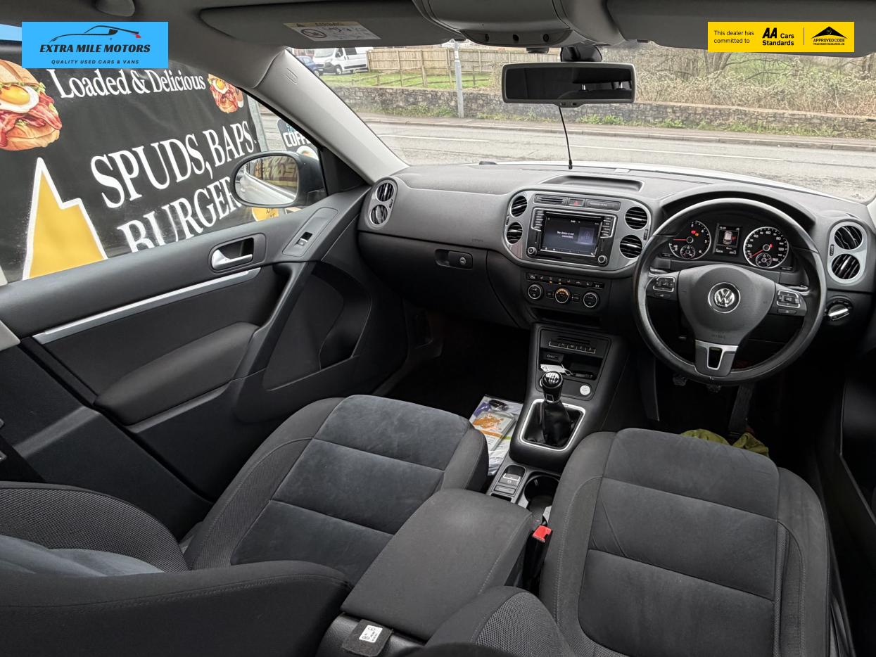 Volkswagen Tiguan 2.0 TDI BlueMotion Tech Match Edition SUV 5dr Diesel Manual 4WD Euro 6 (s/s) (150 ps)