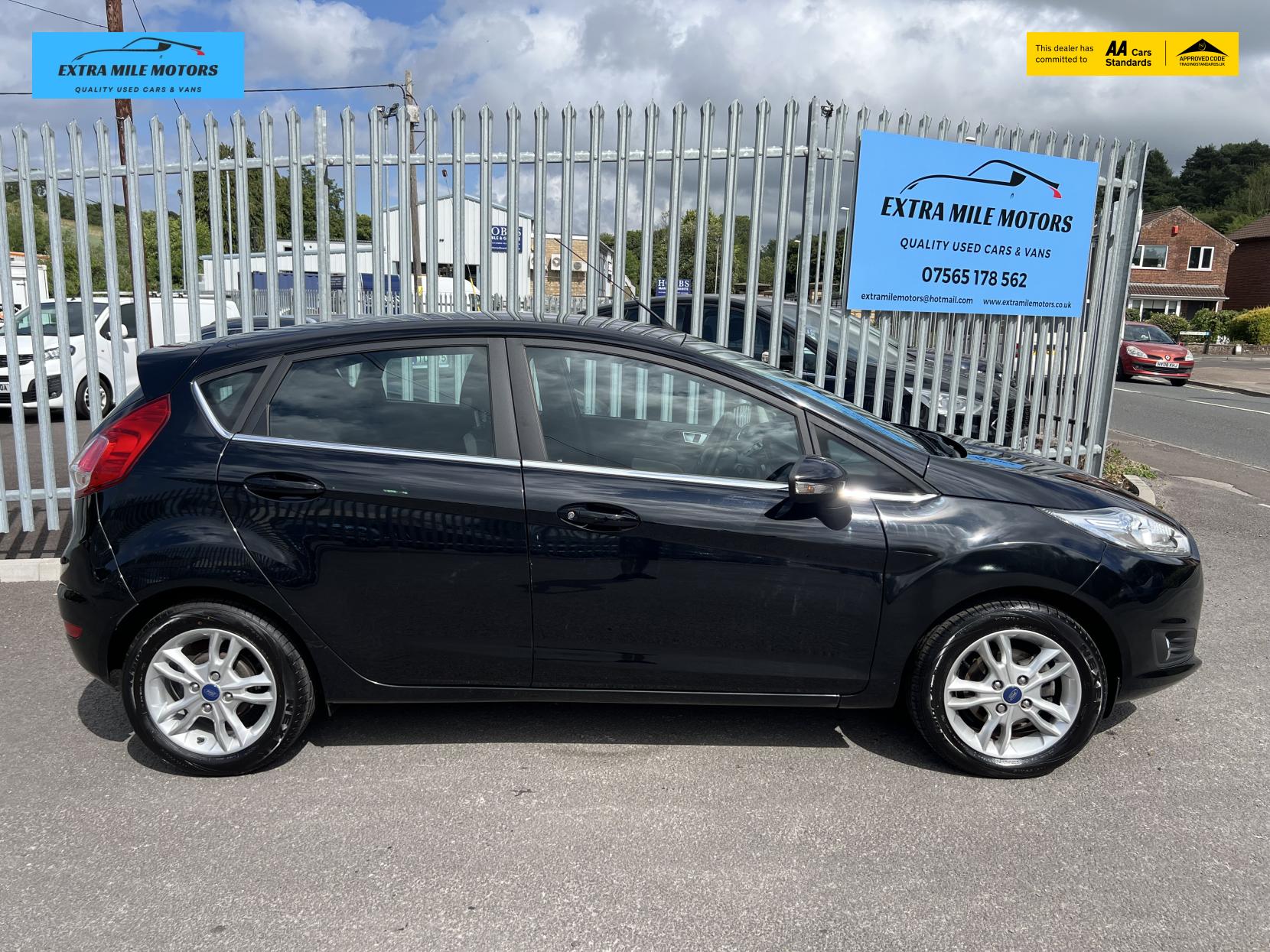 Ford Fiesta 1.0T EcoBoost Zetec Hatchback 5dr Petrol Manual Euro 6 (s/s) (100 ps)