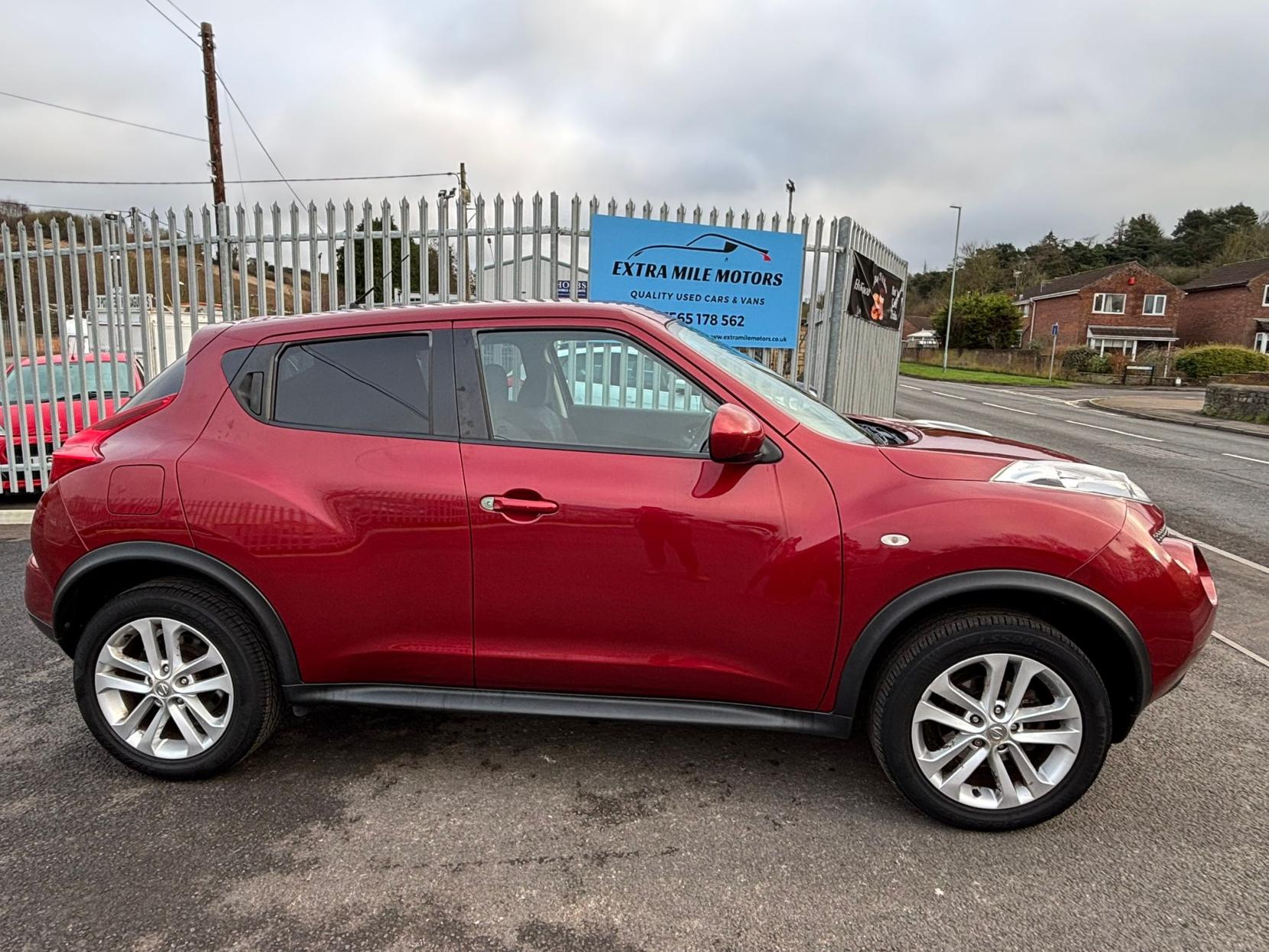 Nissan Juke 1.6 Acenta SUV 5dr Petrol Manual Euro 5 (117 ps)