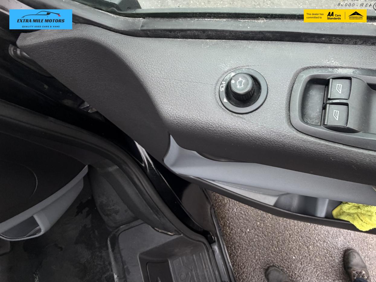 Ford Transit Custom 2.0 TDCi 290 Limited Panel Van 5dr Diesel Manual L1 H2 (157 g/km, 168 bhp)