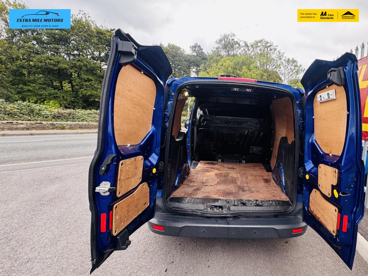 Ford Transit Connect 1.6 TDCi 200 Limited Panel Van 5dr Diesel Manual L1 H1 (124 g/km, 113 bhp)