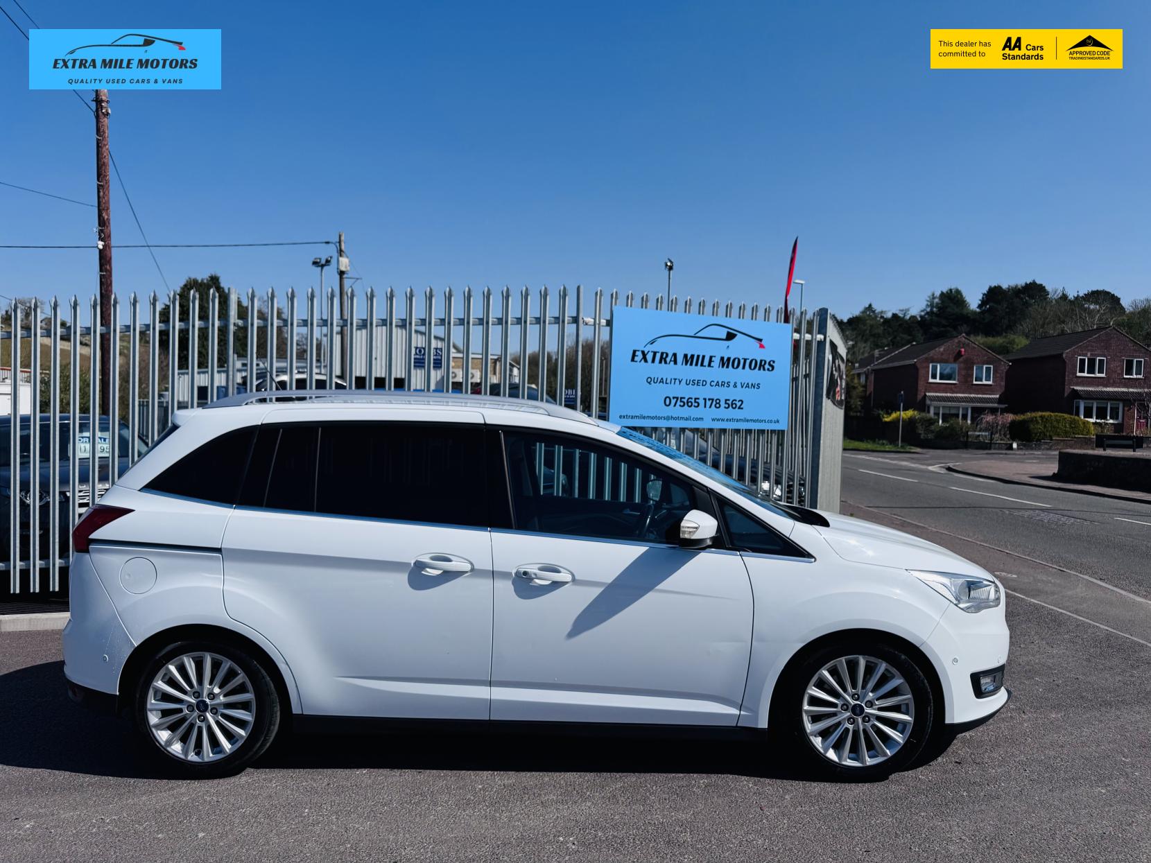 Ford Grand C-Max 1.5 TDCi Titanium MPV 5dr Diesel Powershift Euro 6 (s/s) (Nav) (120 ps)