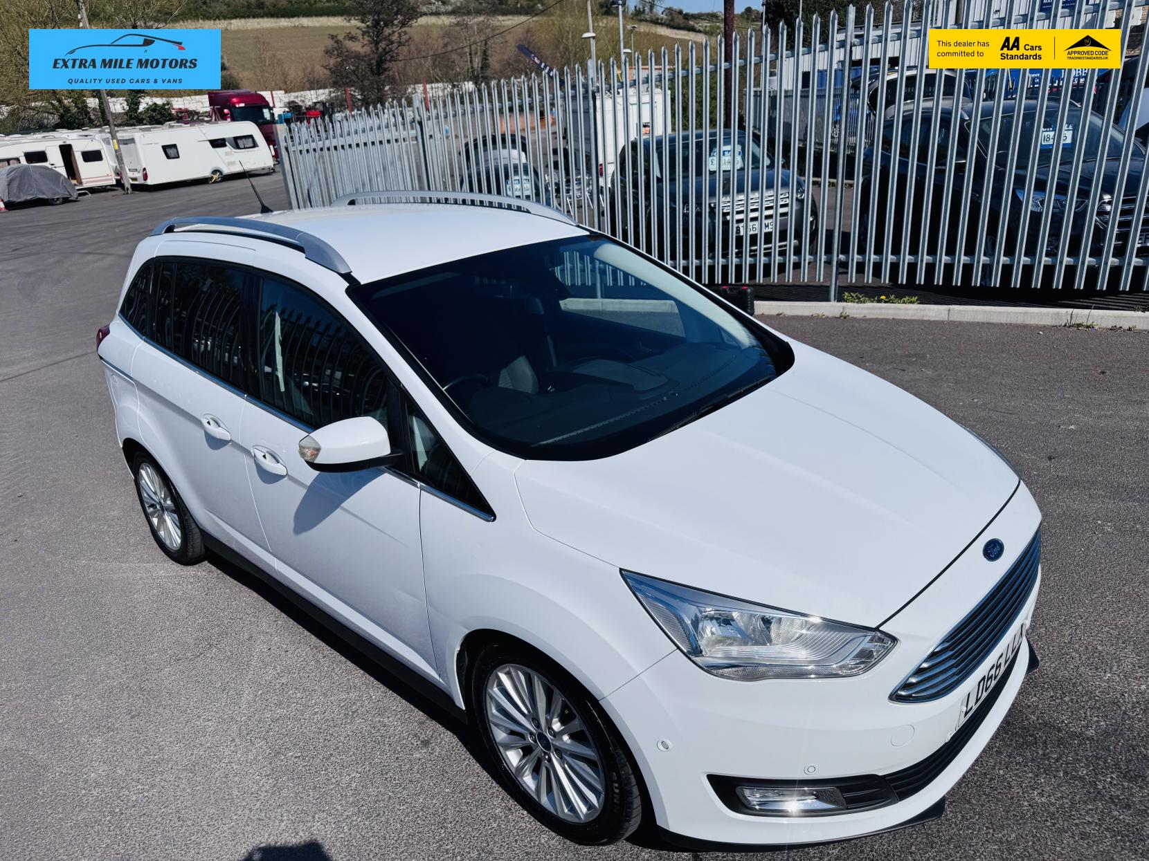 Ford Grand C-Max 1.5 TDCi Titanium MPV 5dr Diesel Powershift Euro 6 (s/s) (Nav) (120 ps)