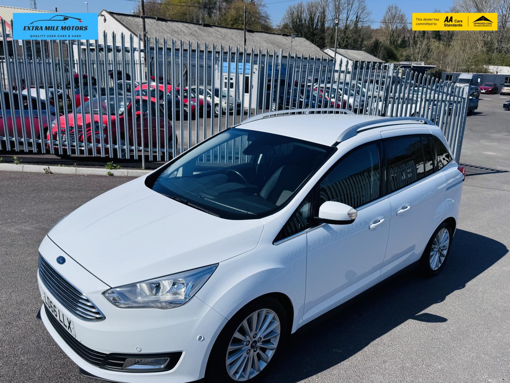 Ford Grand C-Max 1.5 TDCi Titanium MPV 5dr Diesel Powershift Euro 6 (s/s) (Nav) (120 ps)