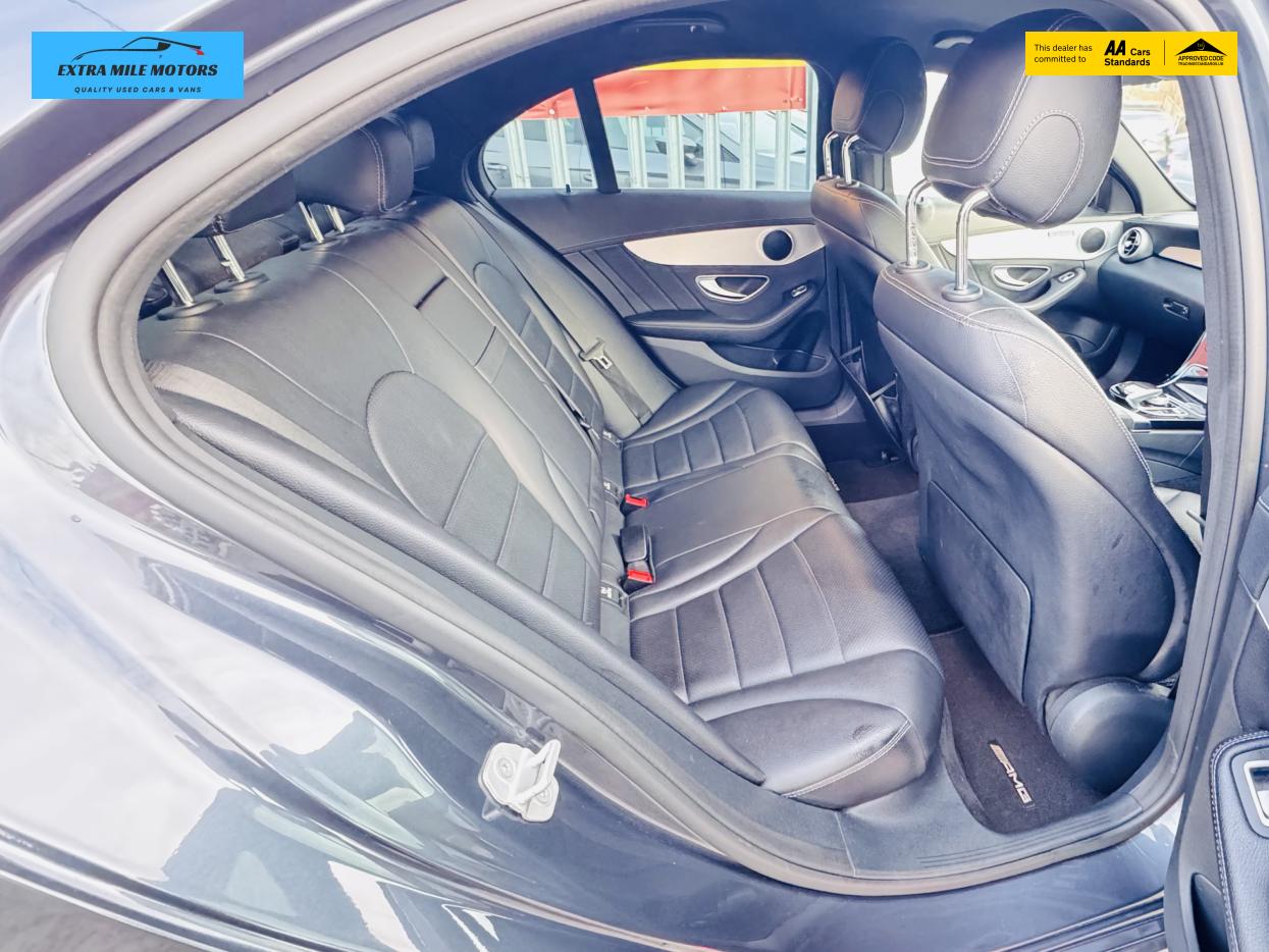 Mercedes-Benz C Class 2.1 C250 BlueTEC AMG Line Saloon 4dr Diesel G-Tronic+ Euro 6 (s/s) (204 ps)