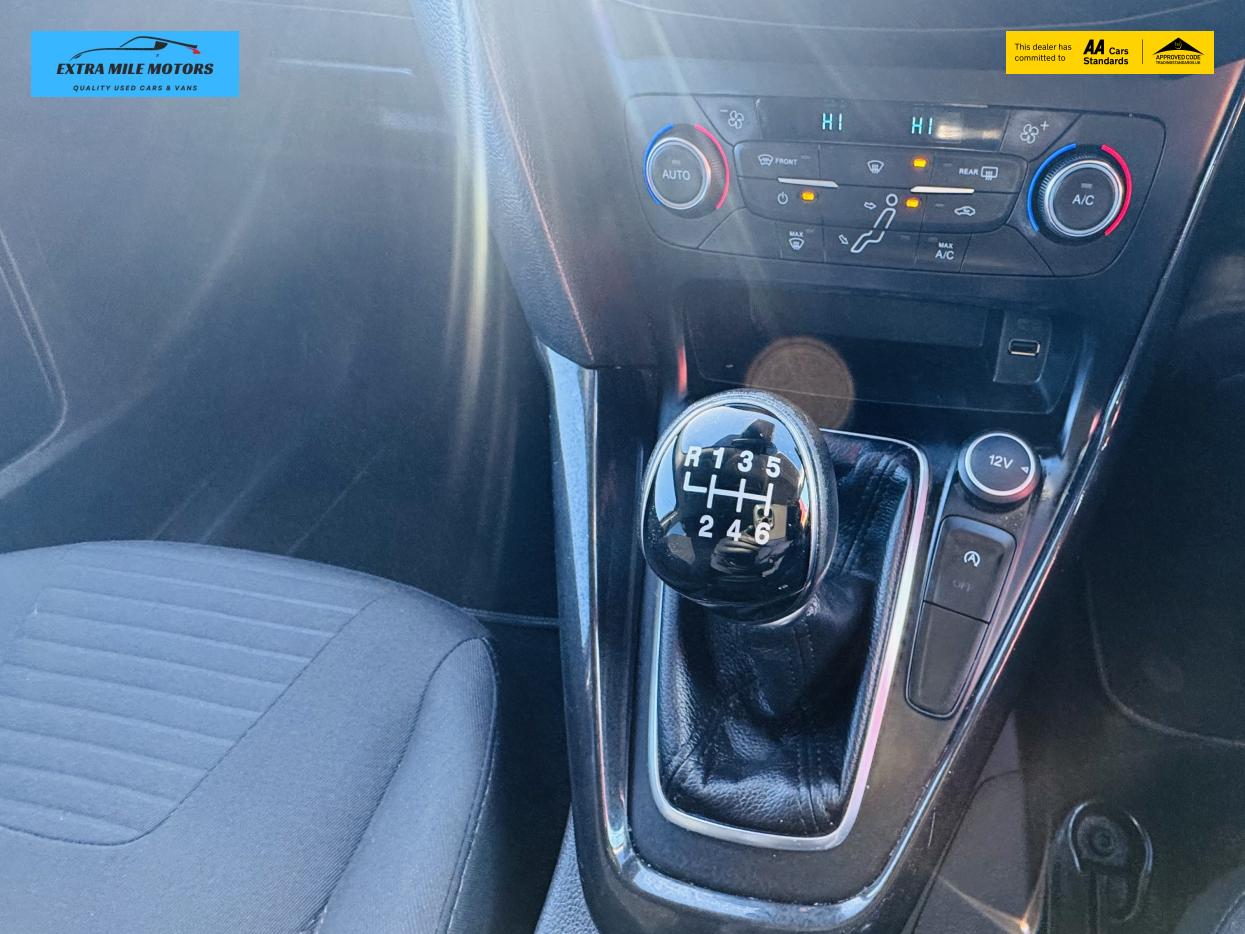 Ford Focus 1.0T EcoBoost Titanium Hatchback 5dr Petrol Manual Euro 6 (s/s) (125 ps)