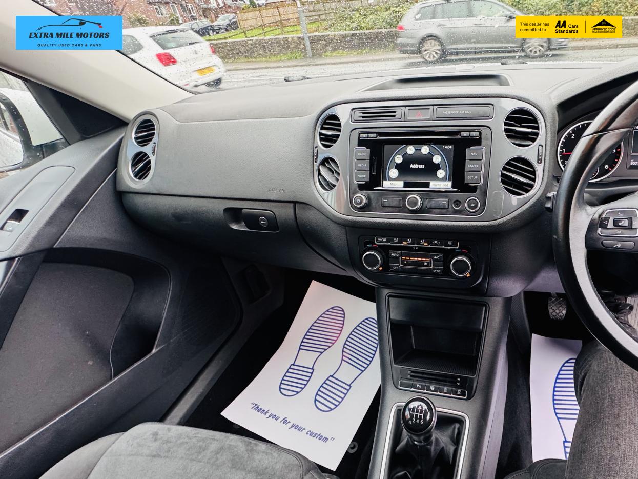 Volkswagen Tiguan 2.0 TDI BlueMotion Tech Match SUV 5dr Diesel Manual 2WD Euro 5 (s/s) (140 ps)