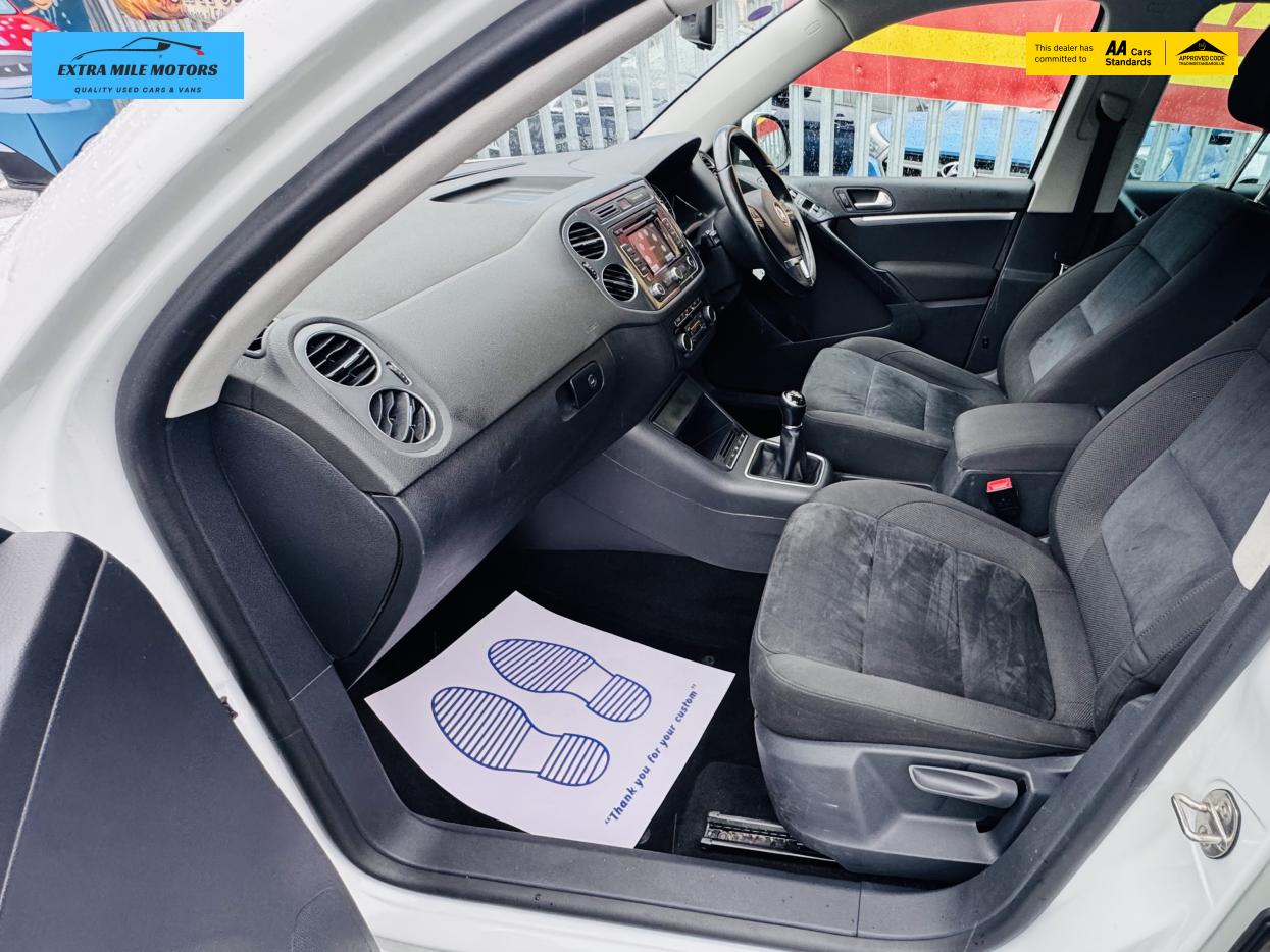 Volkswagen Tiguan 2.0 TDI BlueMotion Tech Match SUV 5dr Diesel Manual 2WD Euro 5 (s/s) (140 ps)