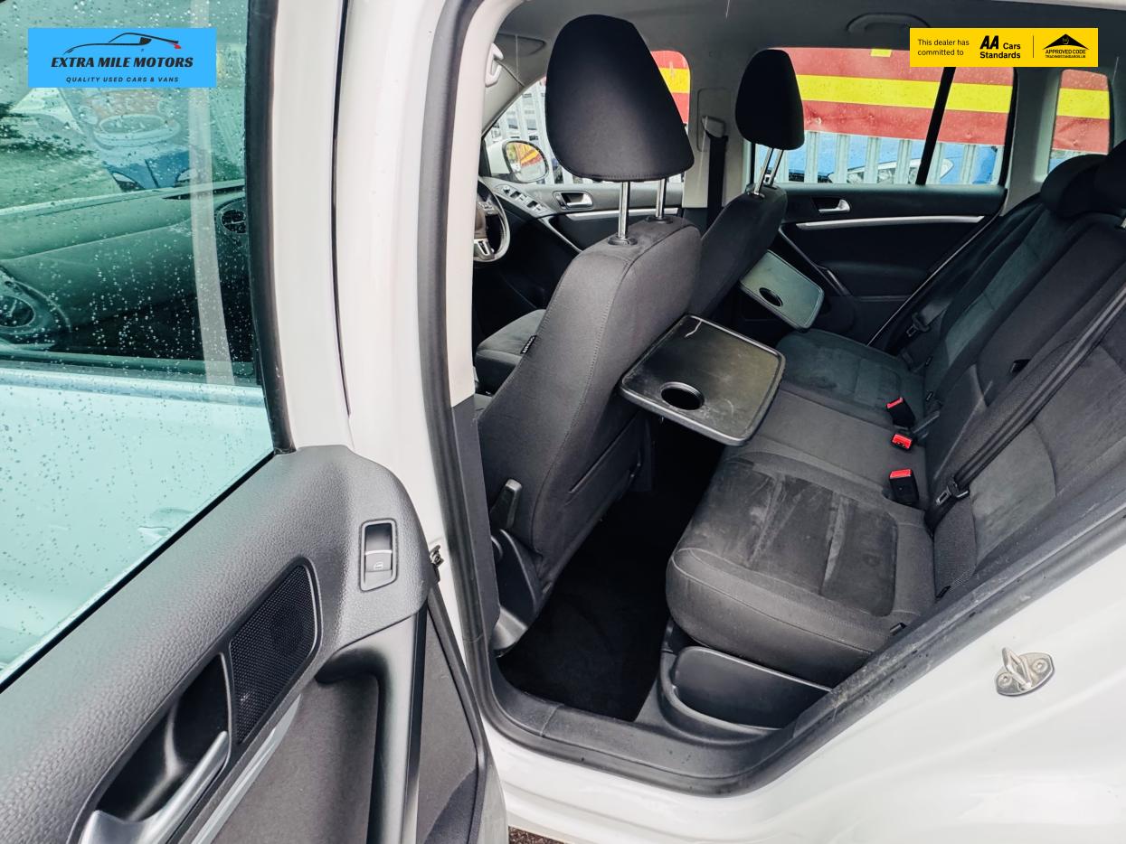 Volkswagen Tiguan 2.0 TDI BlueMotion Tech Match SUV 5dr Diesel Manual 2WD Euro 5 (s/s) (140 ps)