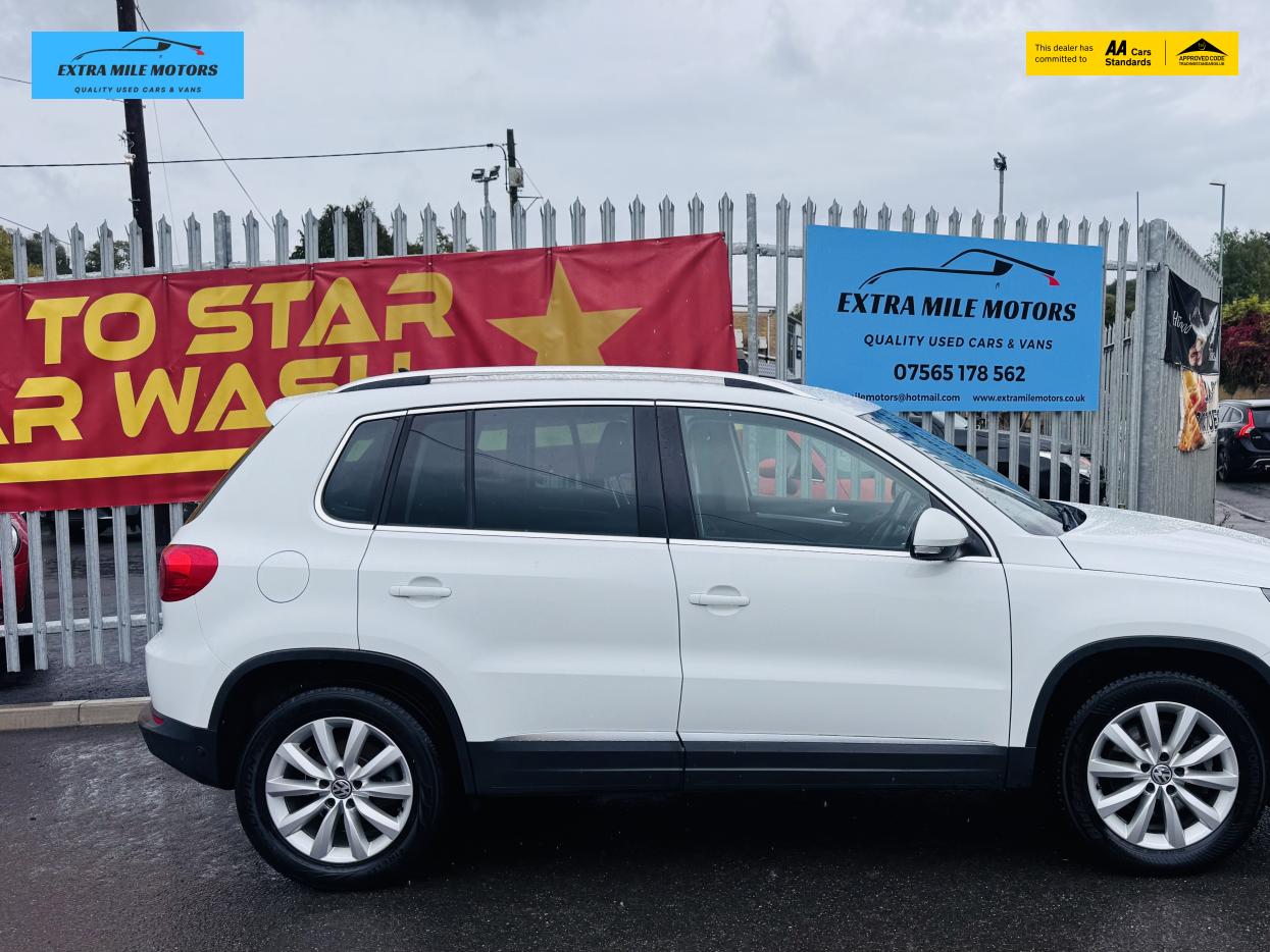 Volkswagen Tiguan 2.0 TDI BlueMotion Tech Match SUV 5dr Diesel Manual 2WD Euro 5 (s/s) (140 ps)