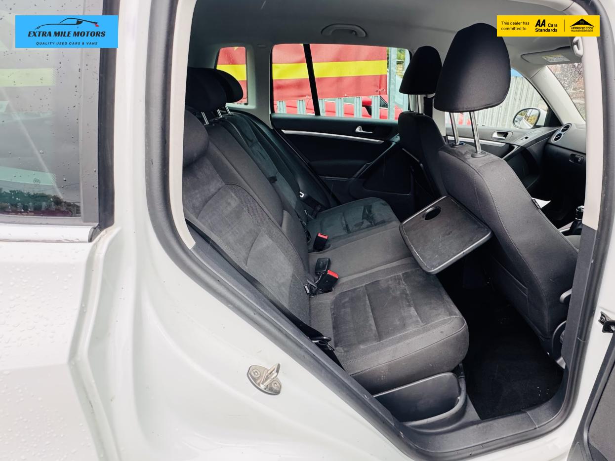 Volkswagen Tiguan 2.0 TDI BlueMotion Tech Match SUV 5dr Diesel Manual 2WD Euro 5 (s/s) (140 ps)