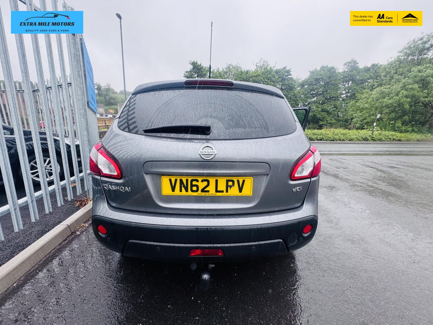 Nissan Qashqai 1.5 dCi n-tec+ SUV 5dr Diesel Manual 2WD Euro 5 (110 ps)