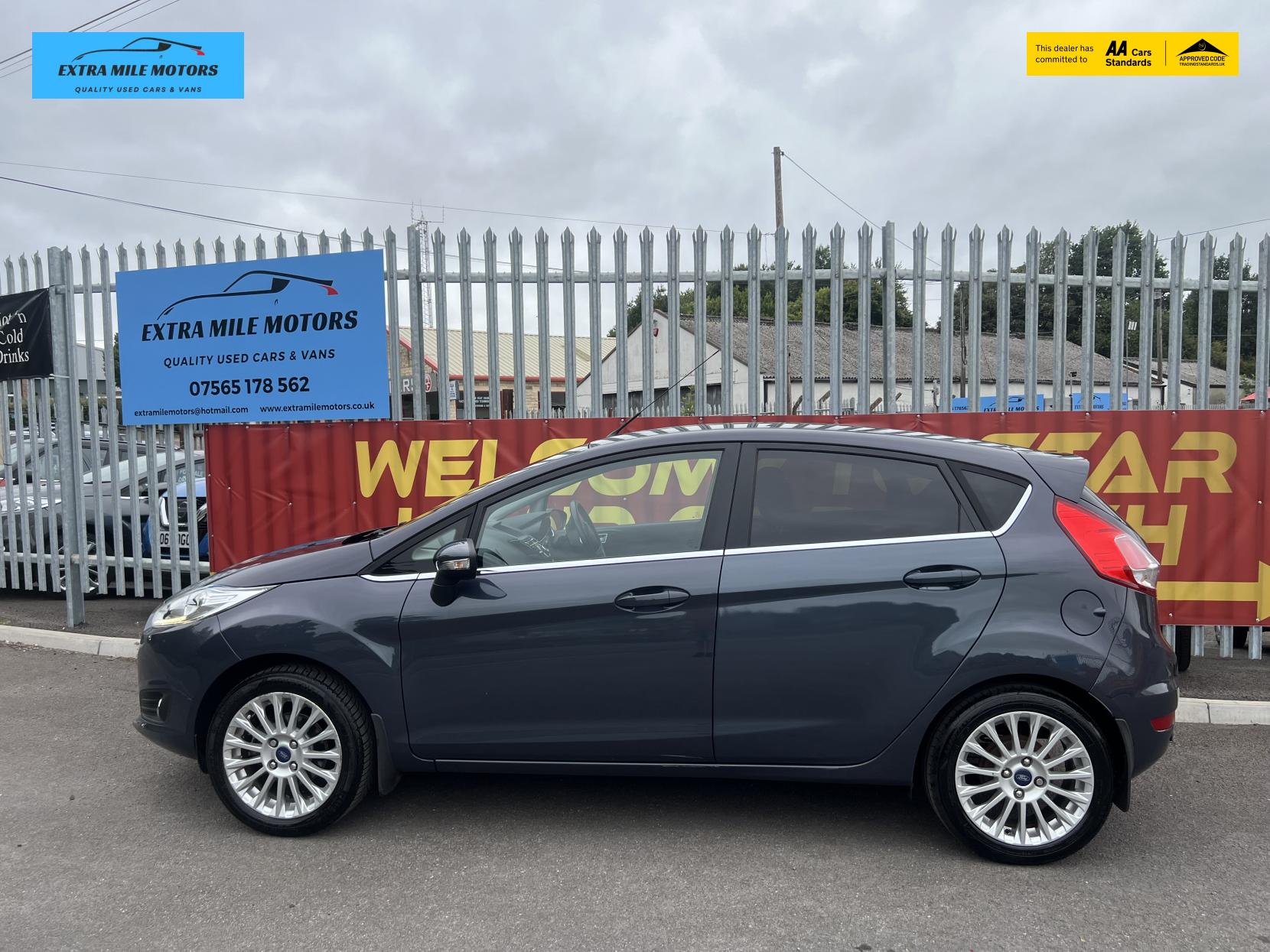 Ford Fiesta 1.6 Titanium Hatchback 5dr Petrol Powershift Euro 5 (105 ps)