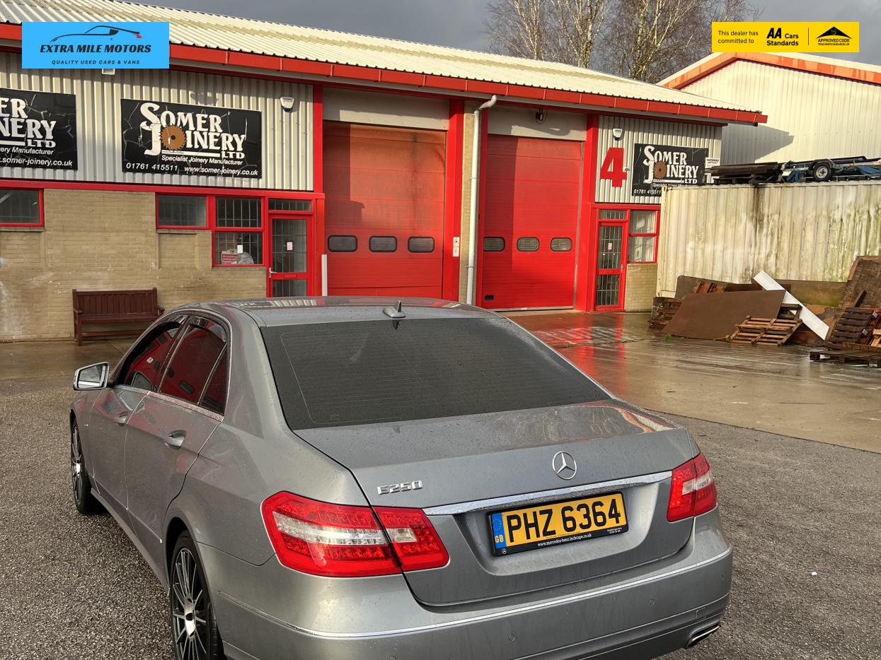 Mercedes-Benz E Class 2.1 E250 CDI BlueEfficiency Avantgarde Edition 125 Saloon 4dr Diesel G-Tronic+ Euro 5 (s/s) (204 ps)