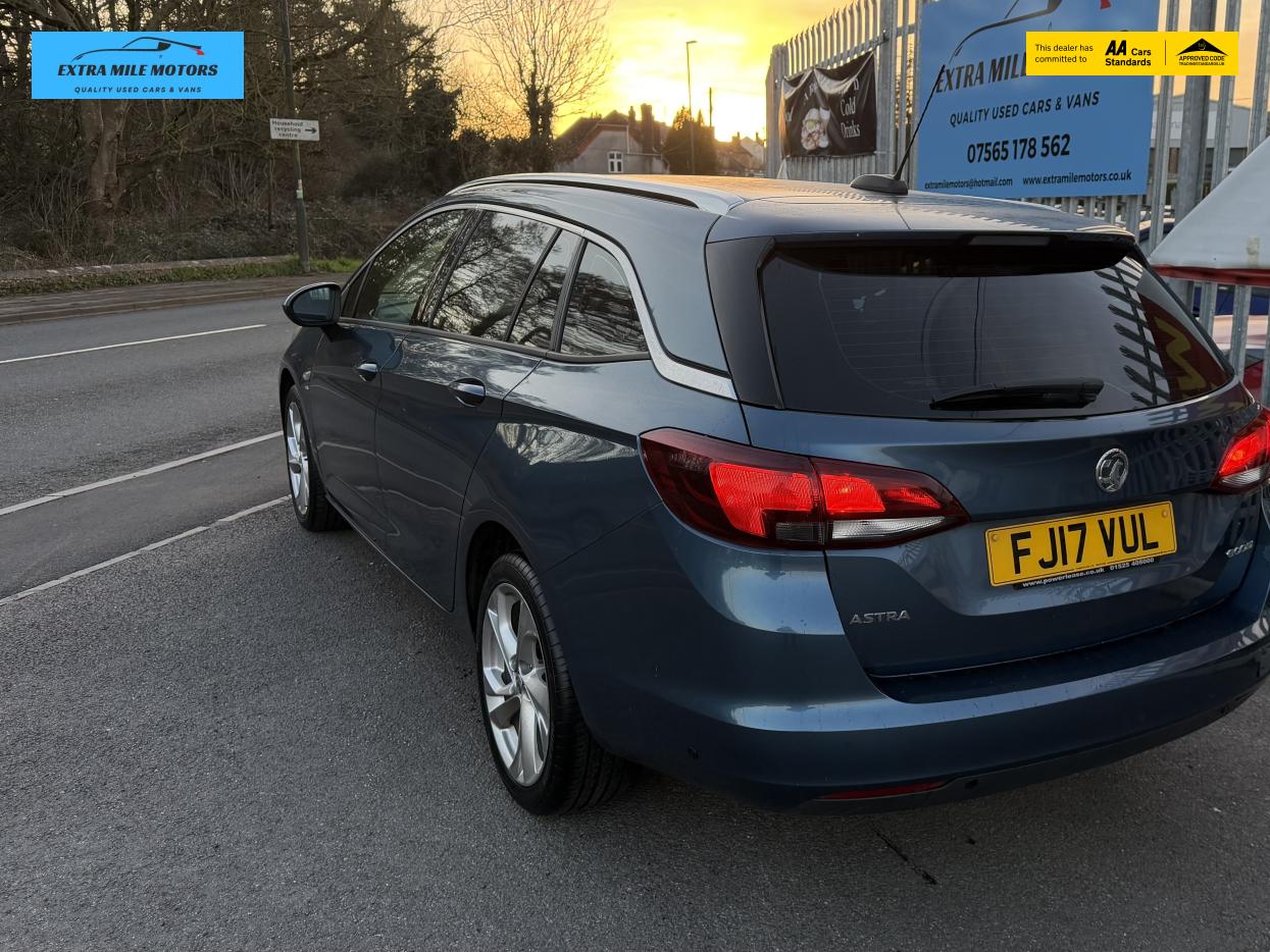 Vauxhall Astra 1.6 CDTi ecoFLEX SRi Sports Tourer 5dr Diesel Manual Euro 6 (s/s) (110 ps)
