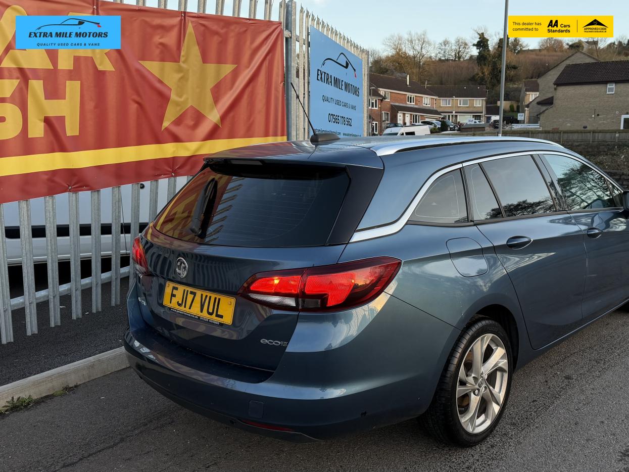Vauxhall Astra 1.6 CDTi ecoFLEX SRi Sports Tourer 5dr Diesel Manual Euro 6 (s/s) (110 ps)