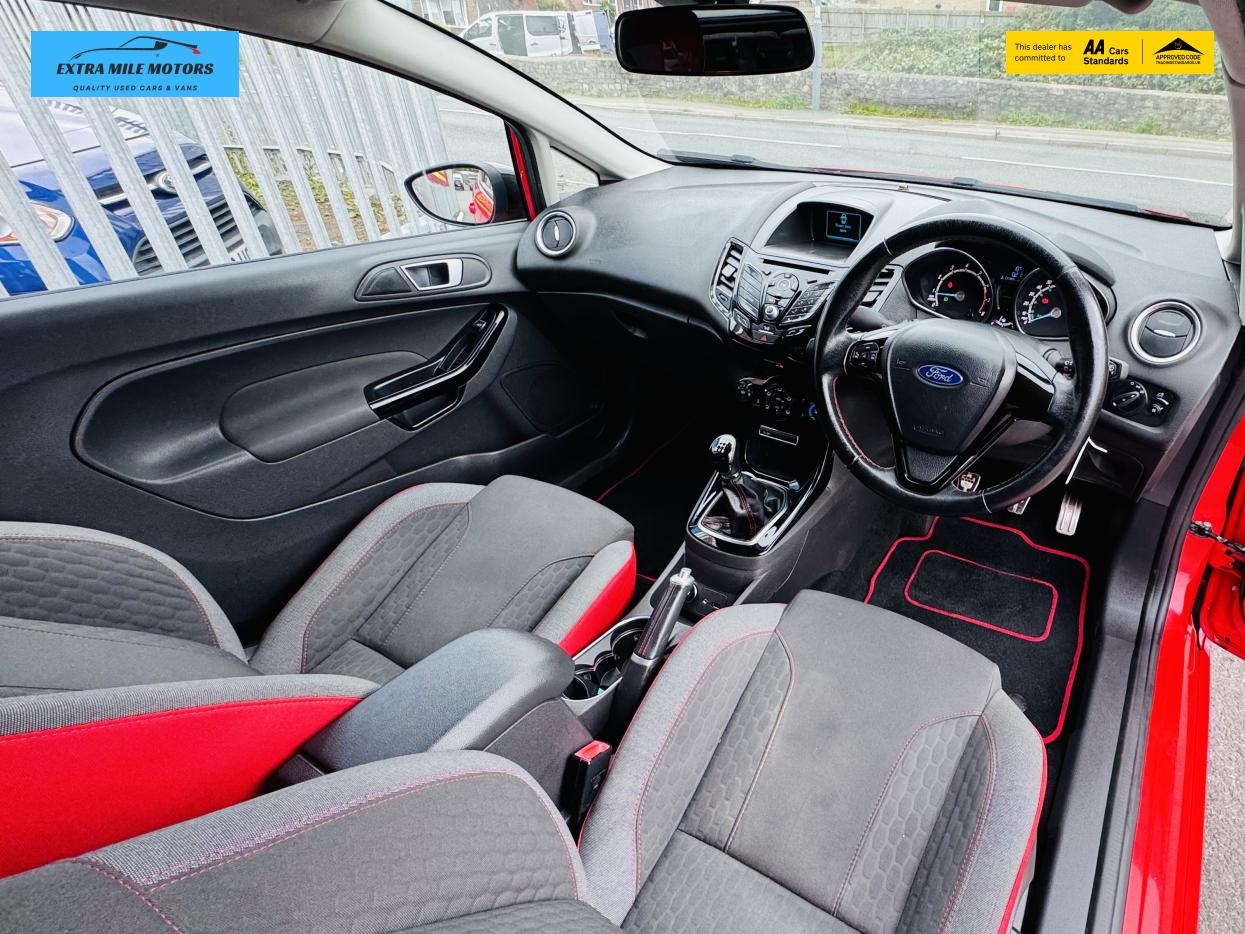 Ford Fiesta 1.0T EcoBoost Zetec S Red Edition Hatchback 3dr Petrol Manual Euro 6 (s/s) (140 ps)
