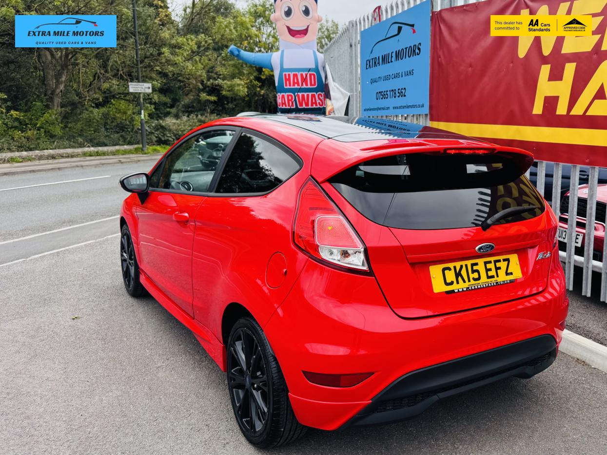 Ford Fiesta 1.0T EcoBoost Zetec S Red Edition Hatchback 3dr Petrol Manual Euro 6 (s/s) (140 ps)