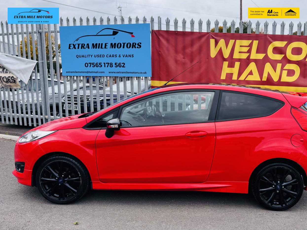 Ford Fiesta 1.0T EcoBoost Zetec S Red Edition Hatchback 3dr Petrol Manual Euro 6 (s/s) (140 ps)