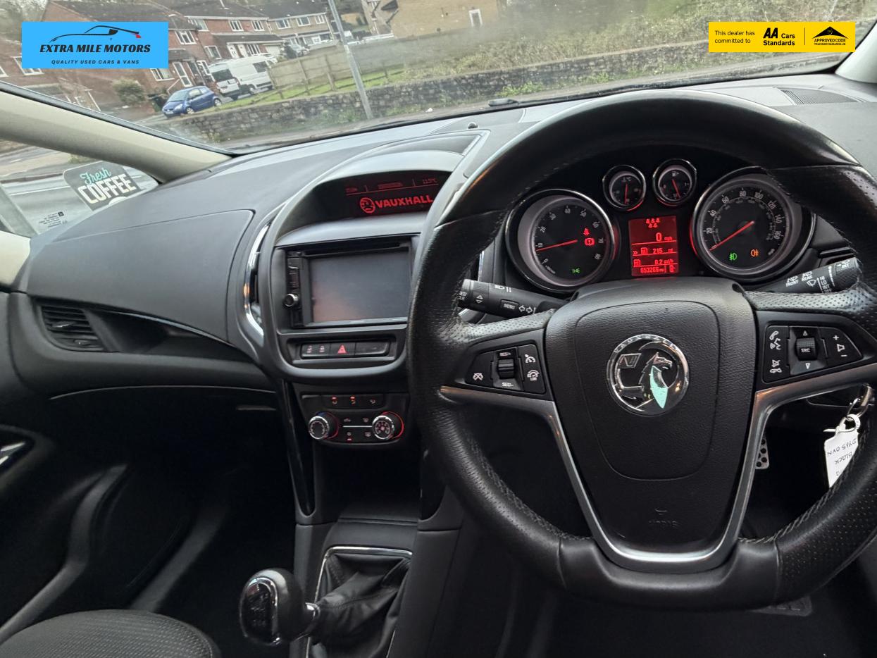 Vauxhall Zafira Tourer 1.4i Turbo SRi MPV 5dr Petrol Manual Euro 6 (140 ps)