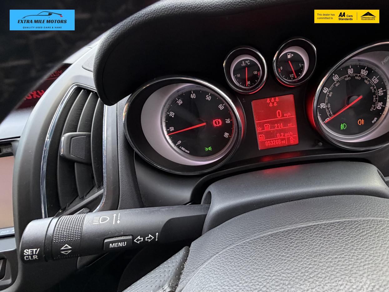 Vauxhall Zafira Tourer 1.4i Turbo SRi MPV 5dr Petrol Manual Euro 6 (140 ps)