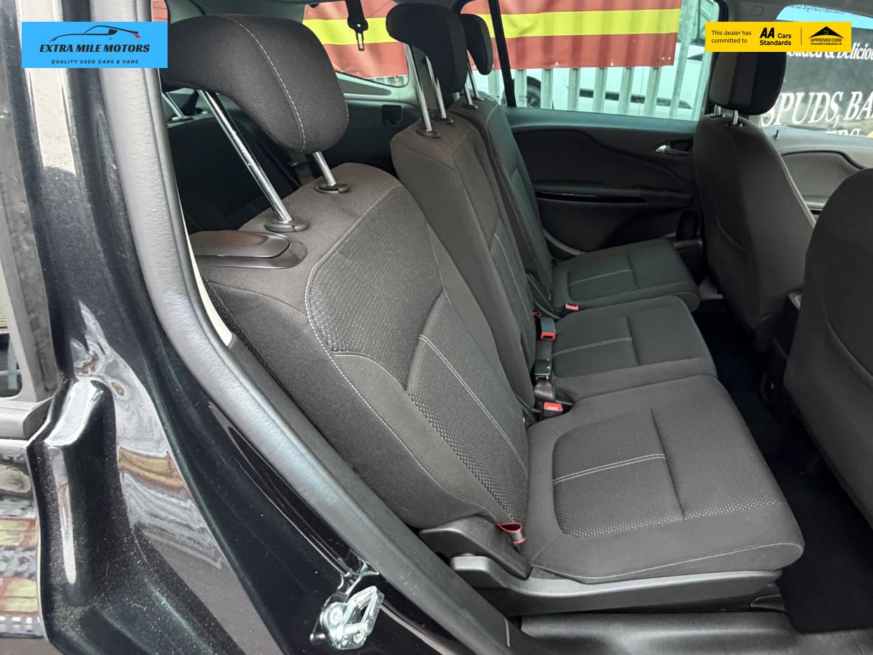 Vauxhall Zafira Tourer 1.4i Turbo SRi MPV 5dr Petrol Manual Euro 6 (140 ps)