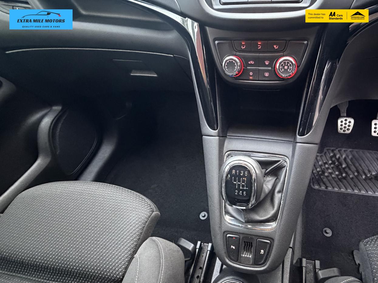 Vauxhall Zafira Tourer 1.4i Turbo SRi MPV 5dr Petrol Manual Euro 6 (140 ps)