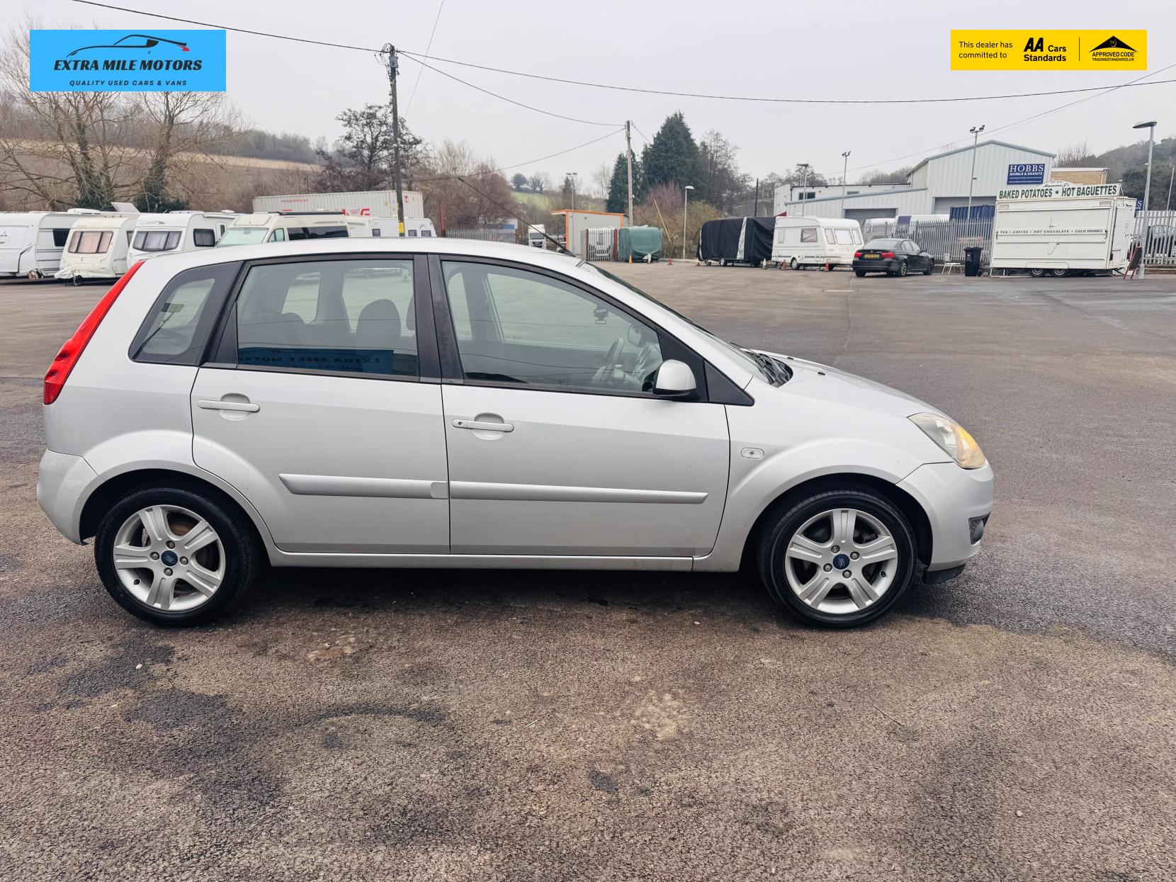 Ford Fiesta 1.4 Zetec Climate Hatchback 5dr Petrol Manual (147 g/km, 79 bhp)